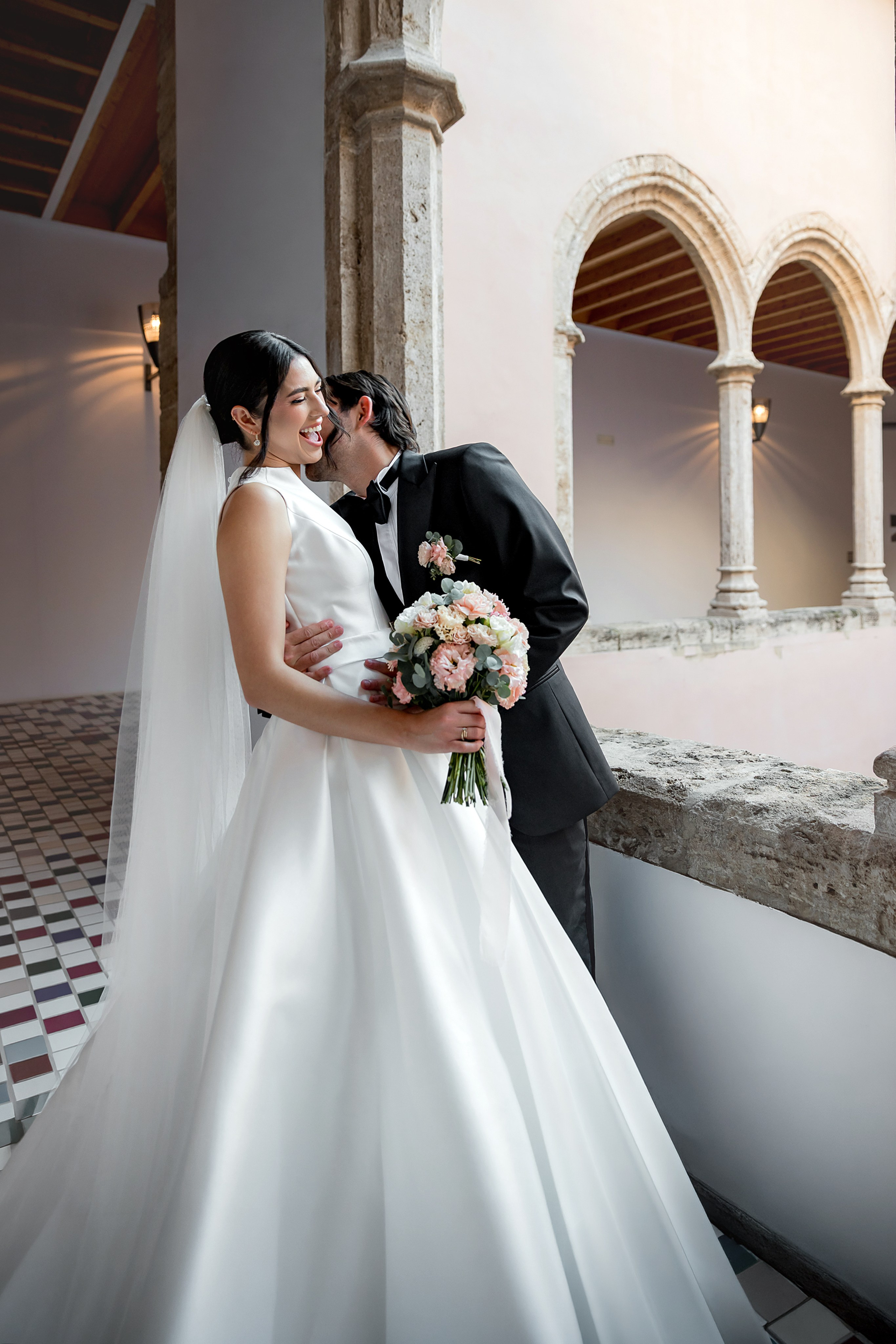 Fotografía de Bodas Elegante por Julia Gnatenko | Bodas de Destino en Valencia, Alicante, Barcelona. Julia Gnatenko — Fotógrafa en Valencia, Alicante, Barcelona, España y Europa