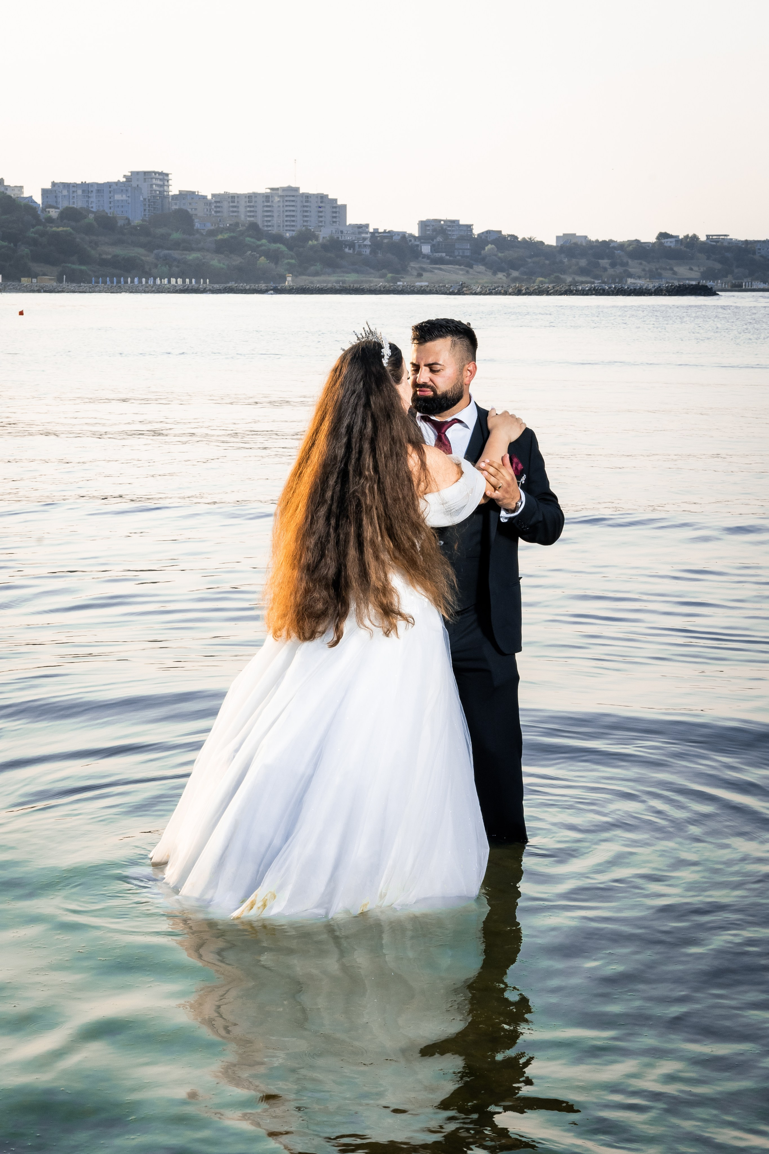 Andreea & Elvis Trash The Dress. MGS STUDIO
