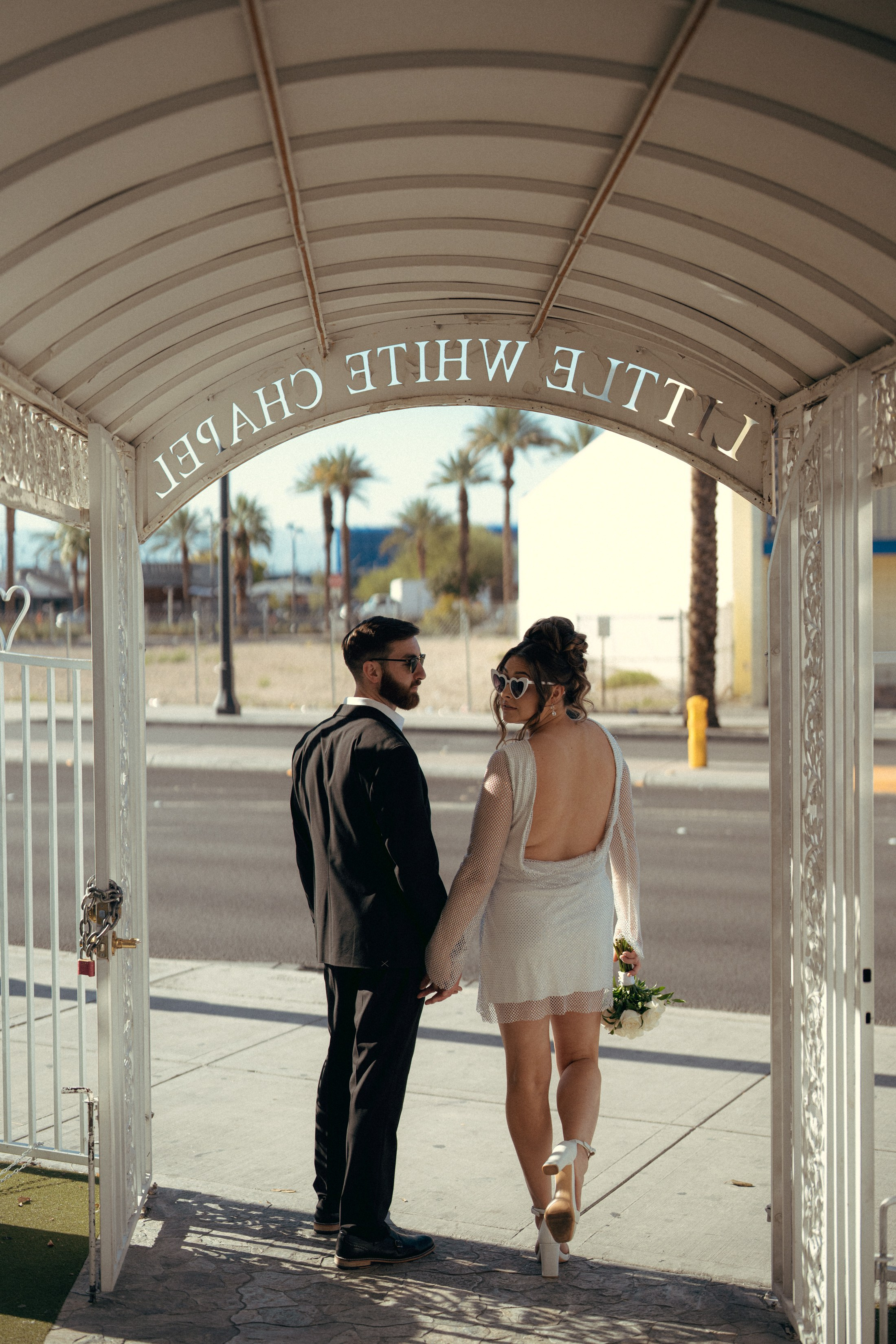 Casey&Michael. Wedding & elopement photographer Viktoriya Kravtsov. Las Vegas