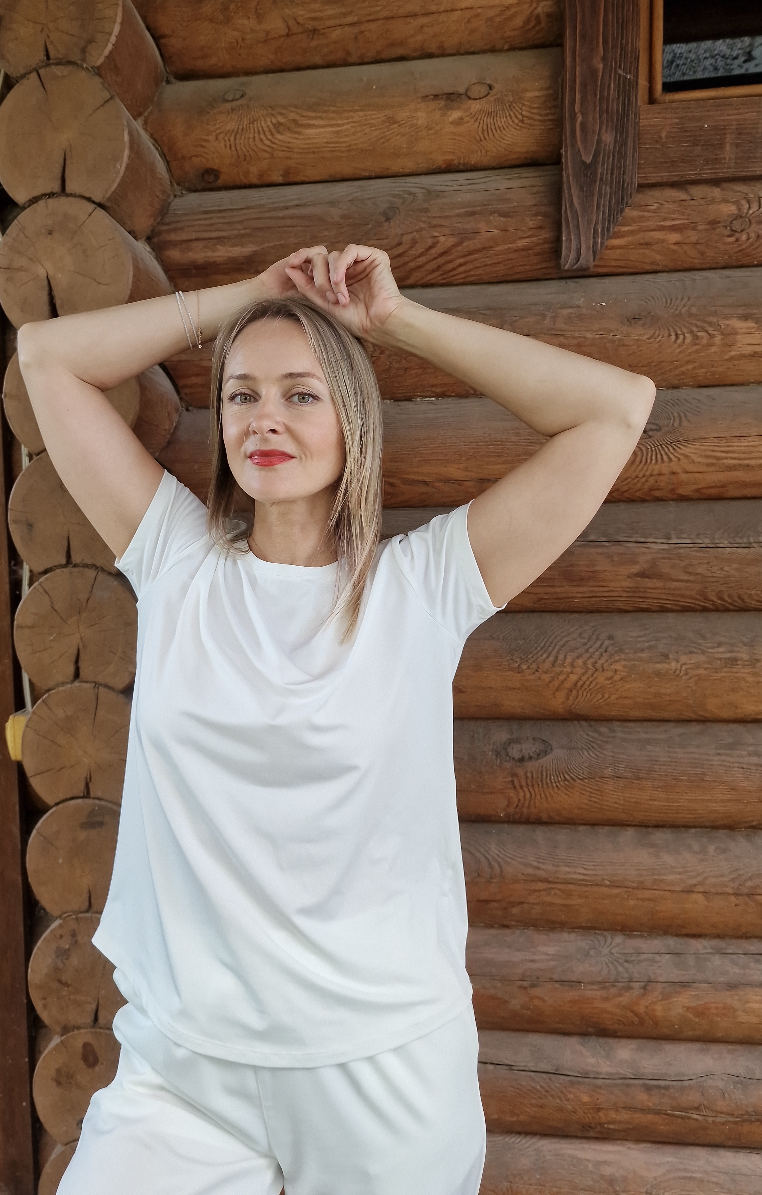 Portraits. Online/offline mobile photographer from Australia Olga Conacher