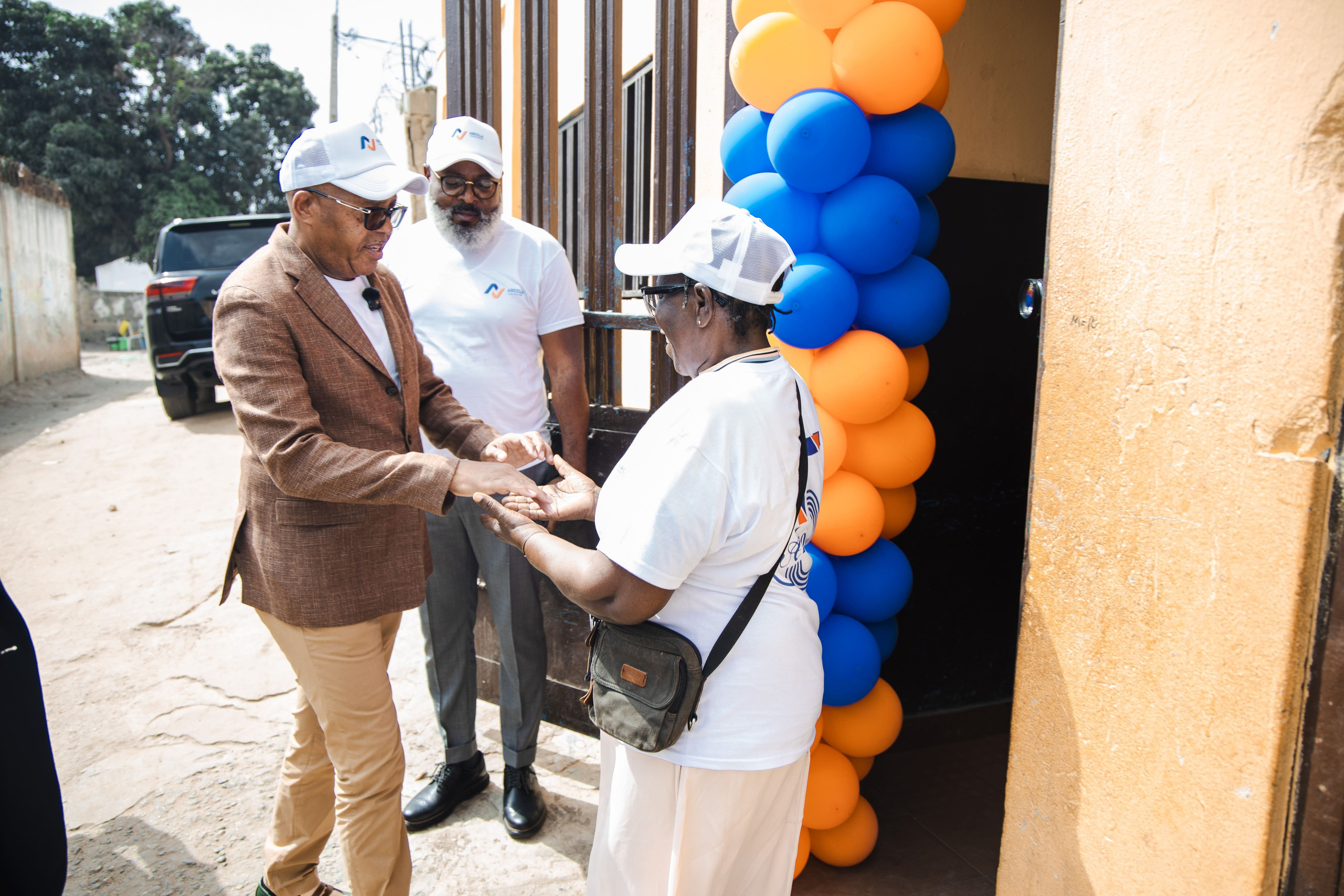 ARCLLA 5 ANOS — ENTREGA DE DONATIVOS