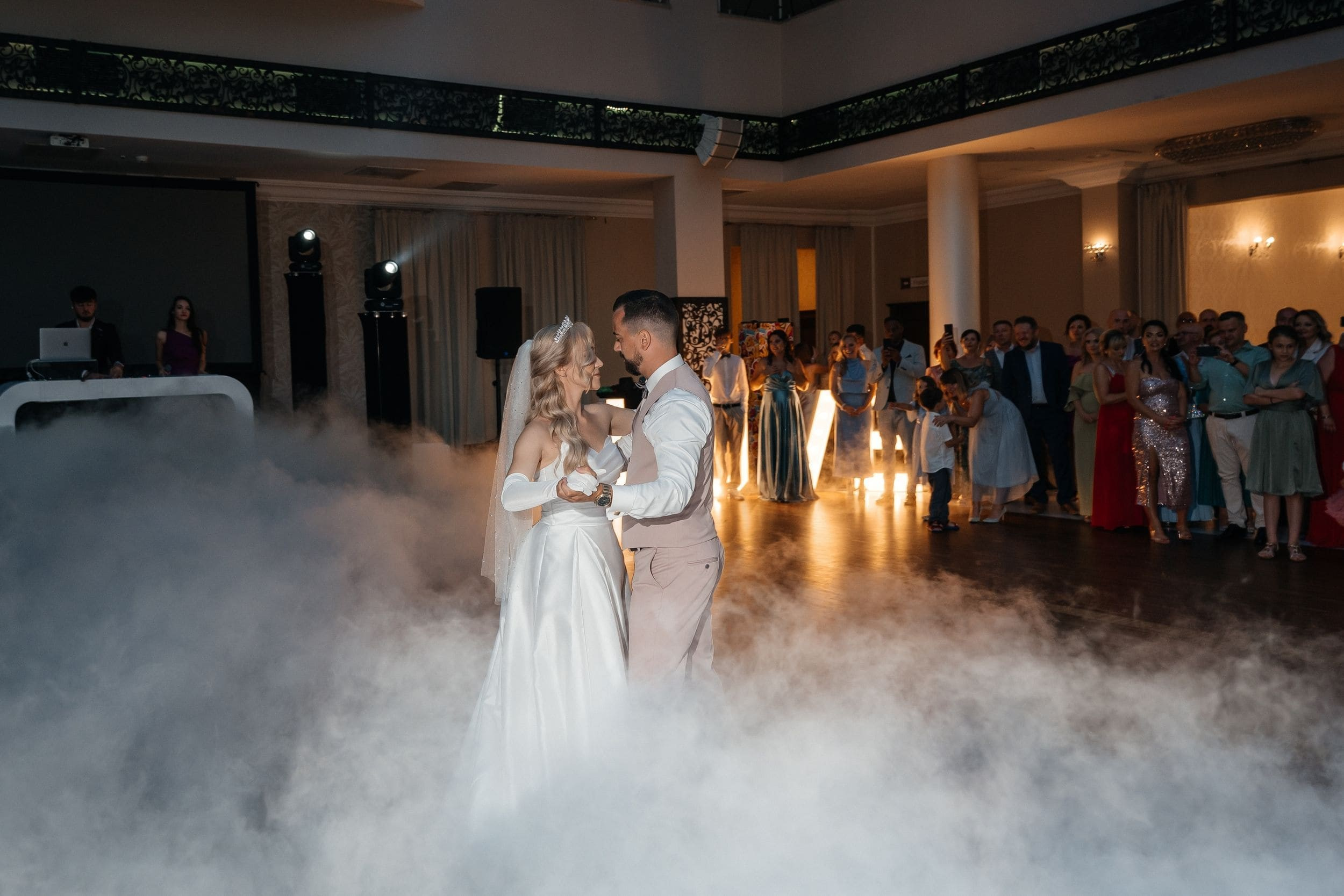 Destination wedding in Poland. Wedding photographer & videographer Frankfurt | Denis Mirosnik