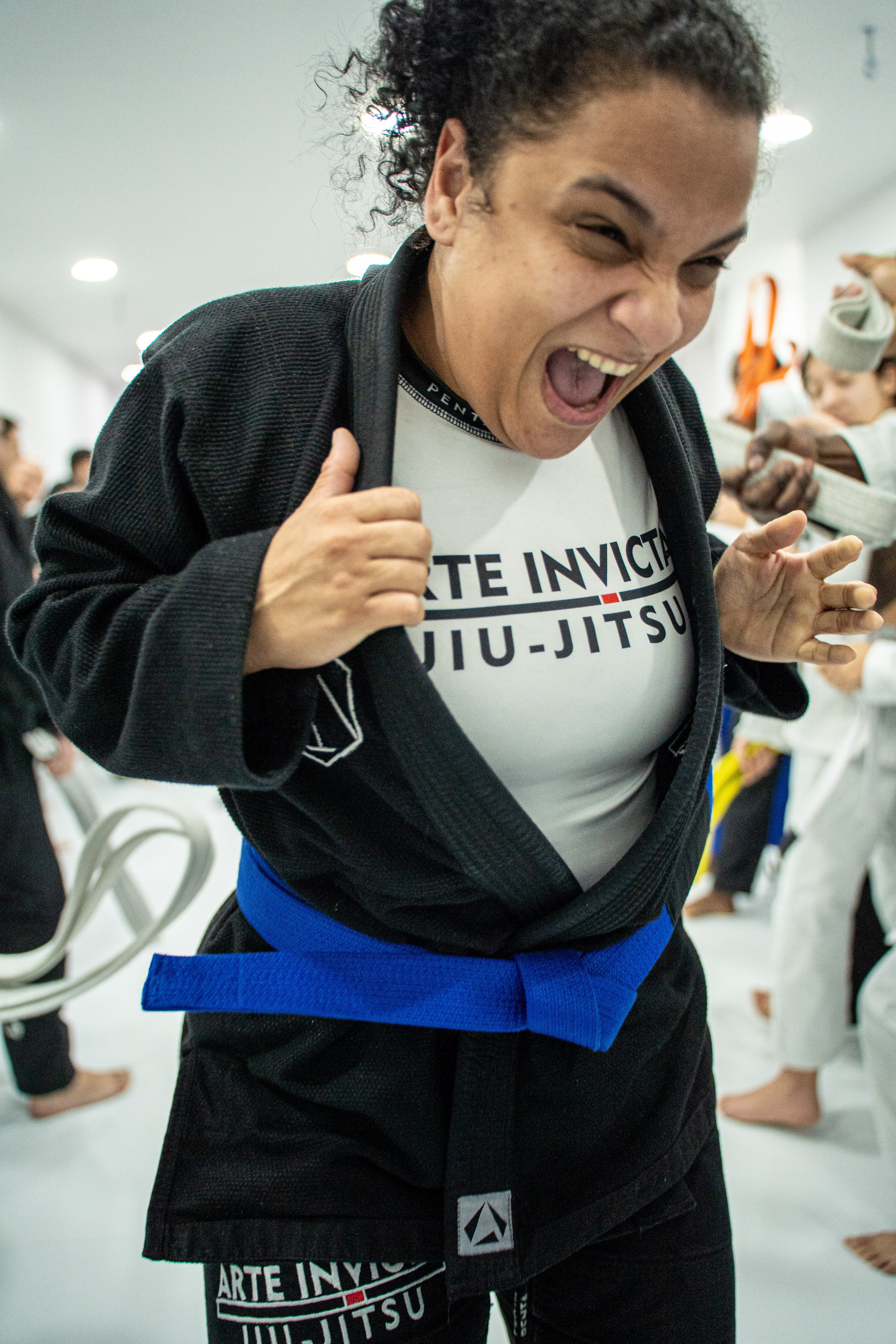 Arte Invicta — Graduação de Faixa. Frames by Giovani Braga