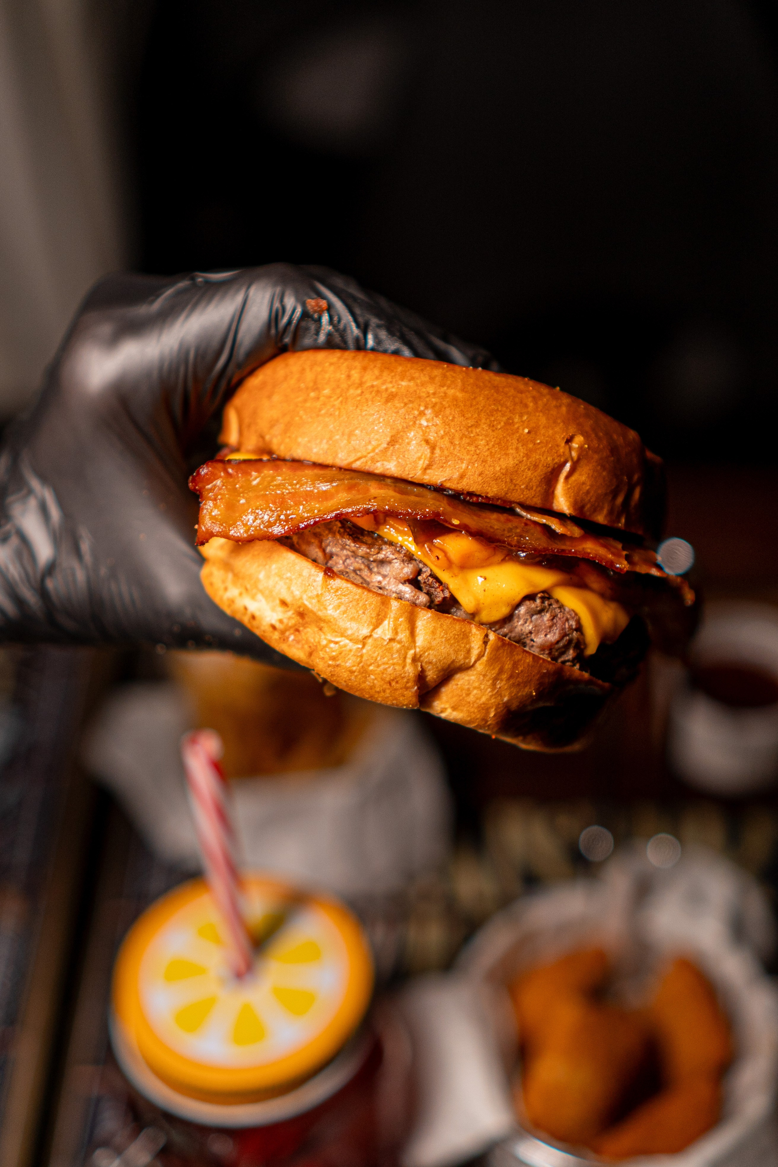 Food Session — 97 Burger — BR. Frames by Giovani Braga