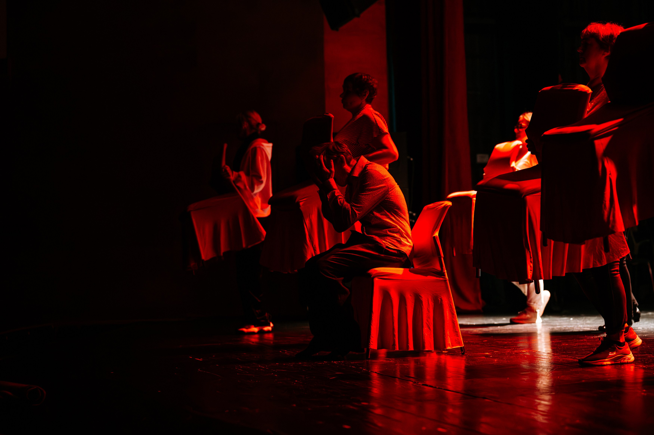 Garbo Teater „12 стульев“. Jelizaveta Gross - reportaaži- ja portreefotograaf Narvas