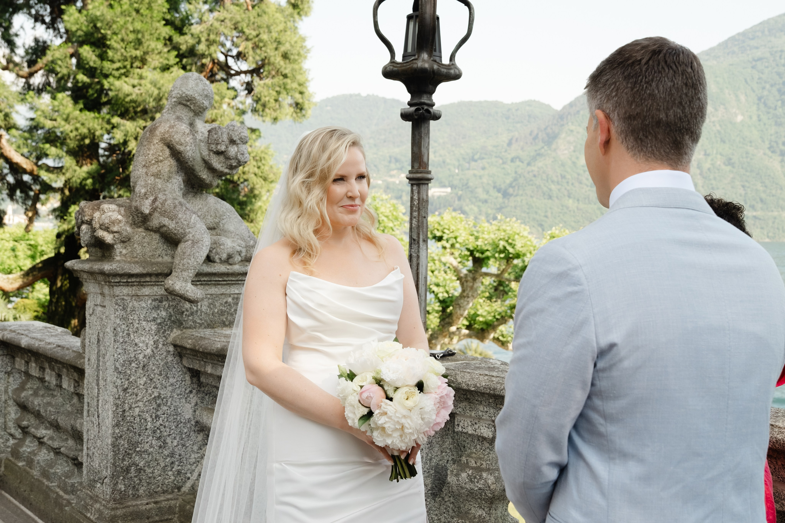 ASHLEY AND RENZO _LAKE COMO. PHOTOGRAPHER IN ITALY