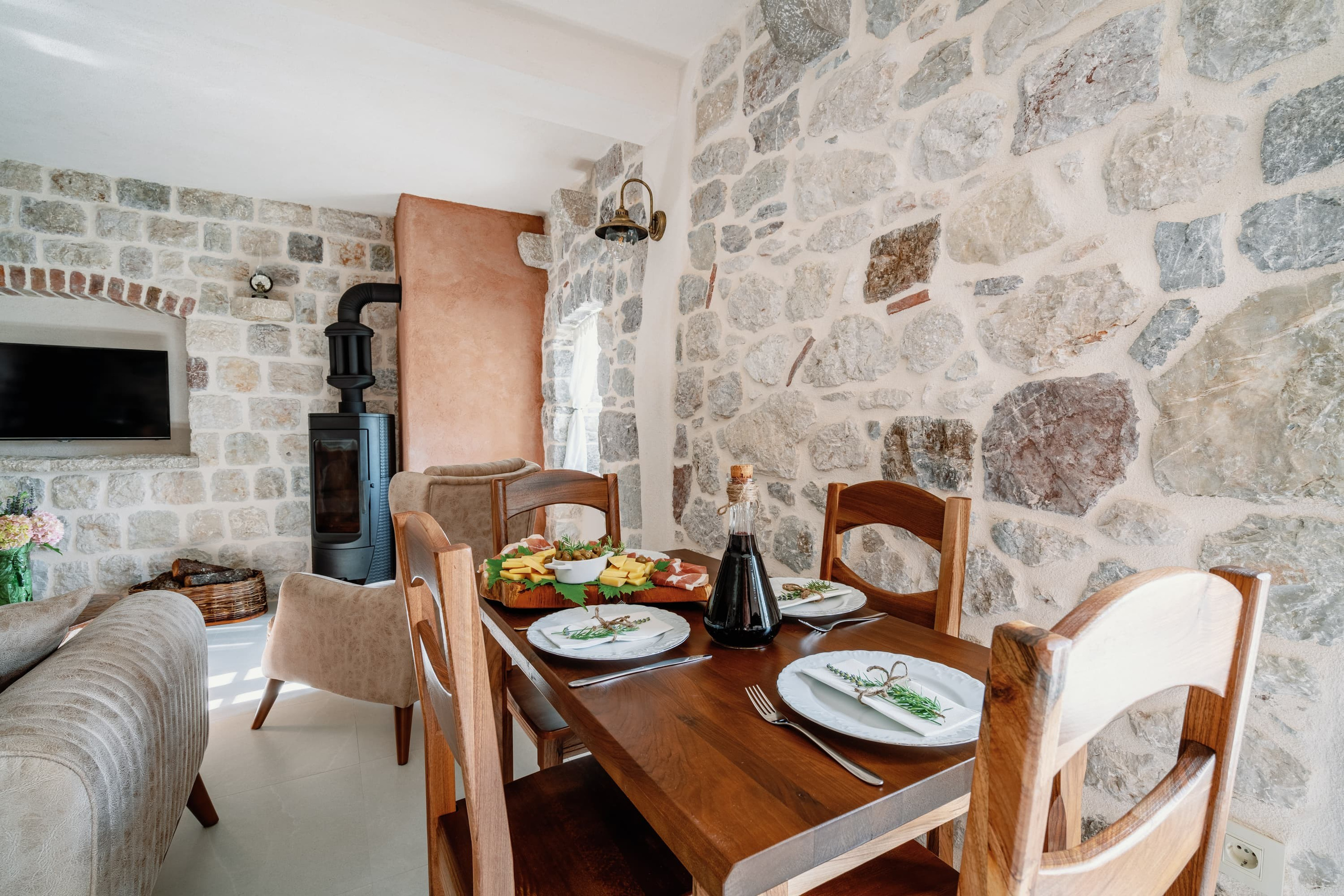 Real Estate Photography. Montenegro. EVAN ARISTOV WEDDING PHOTOGRAPHY — Seattle Wedding Photographer