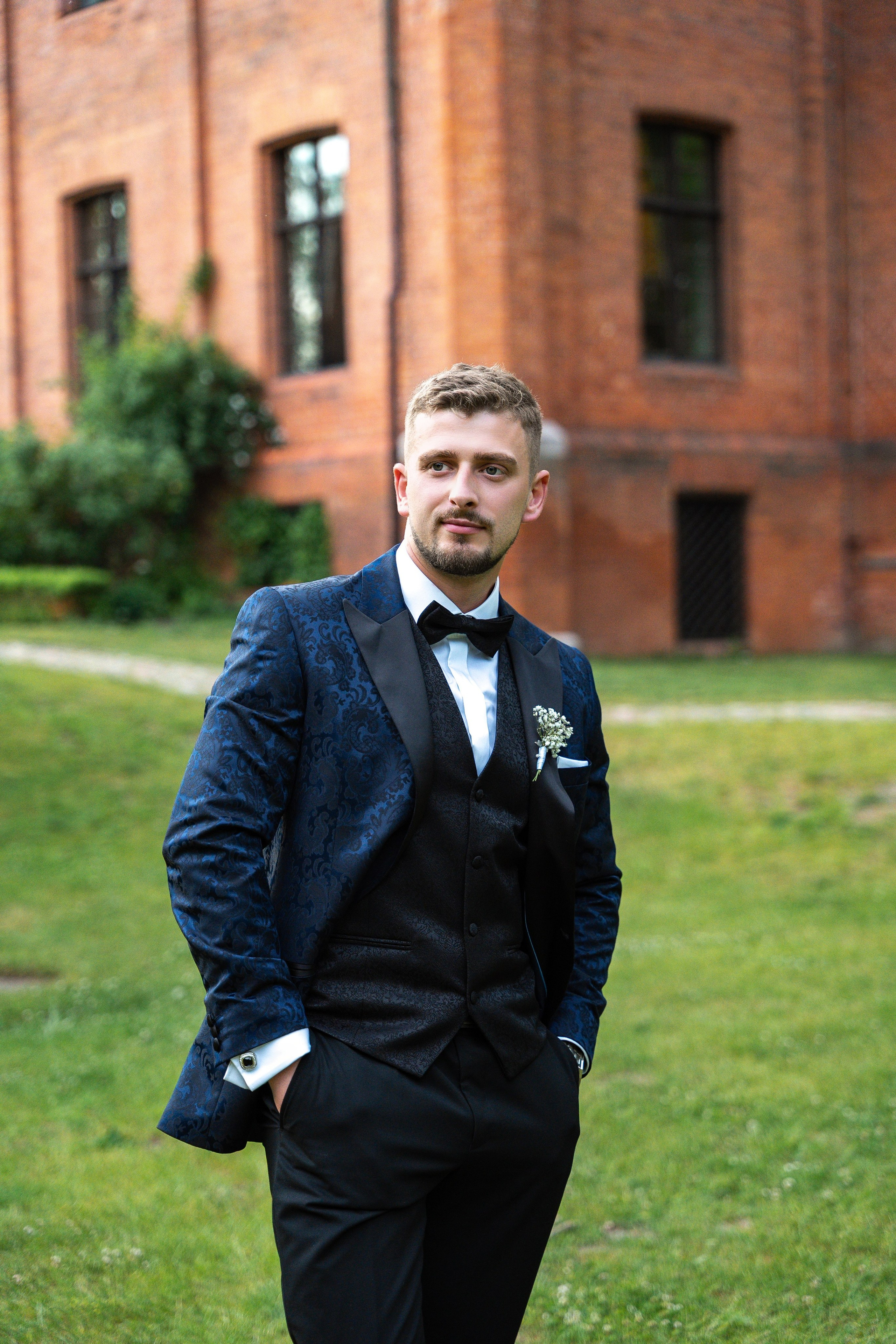E&N: Zamek w Rzucewie. SL Wedding Photo — Editorial, Elegant & Timeless Wedding Photography in Poland and Across Europe