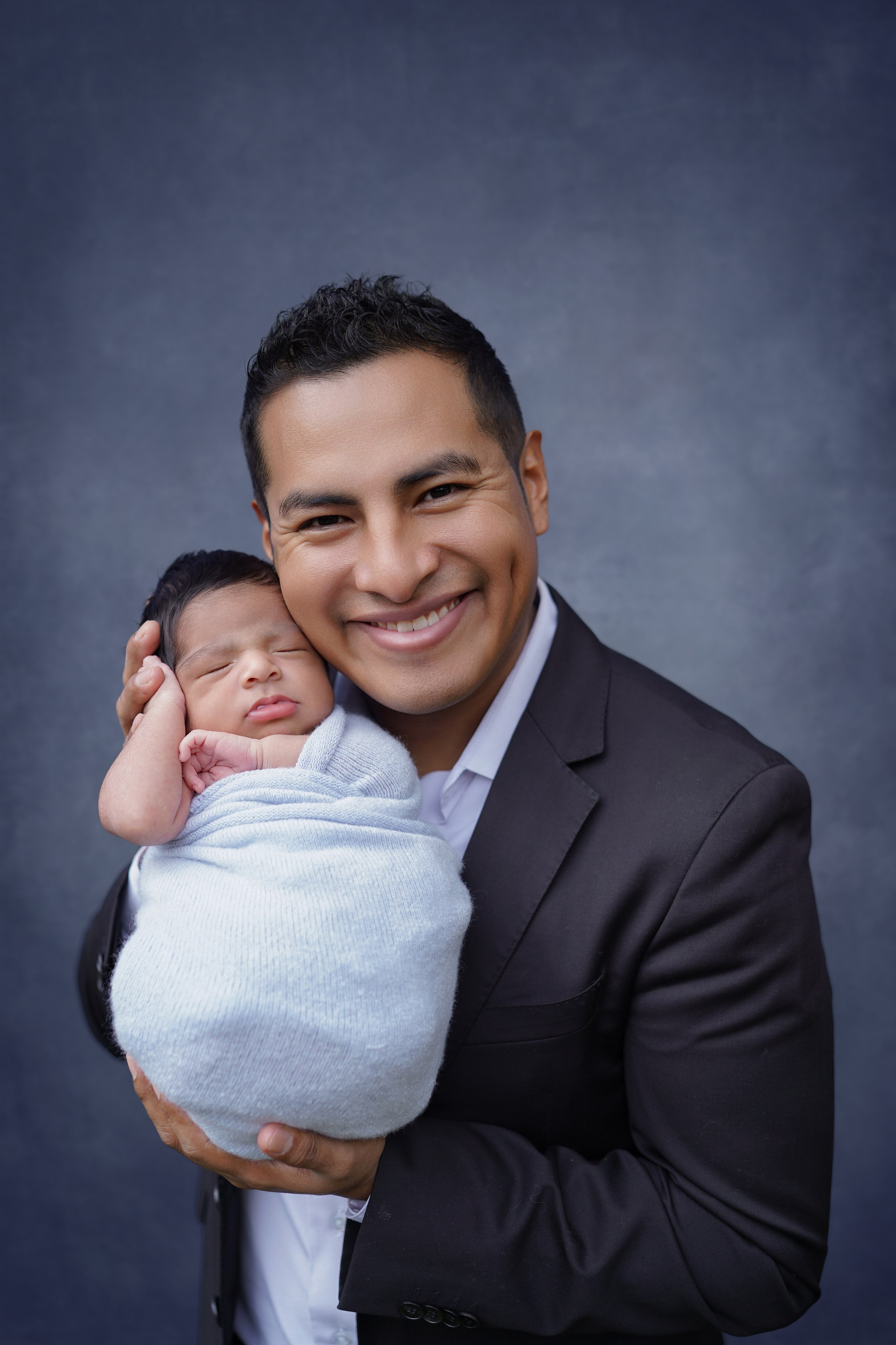 Newborn+Family. Maternity, family and newborn photography in San Francisco Bay Area