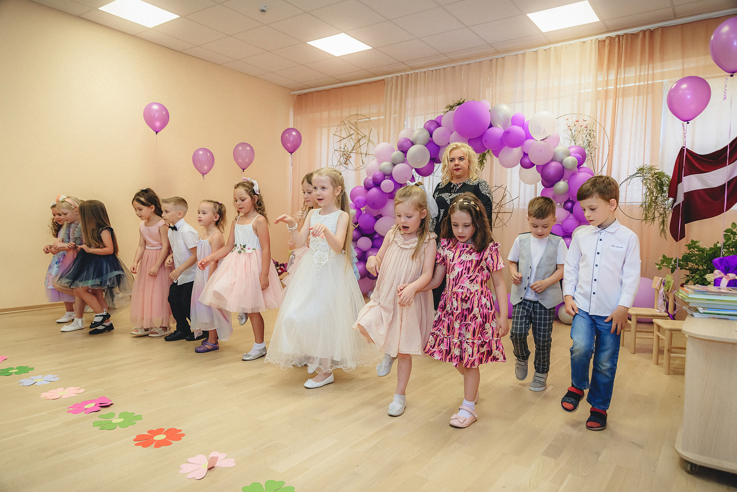 Bērnudārza «Laimiņa» Izlaidums. Photographer in Riga. Family, private and commercial photogrpahy