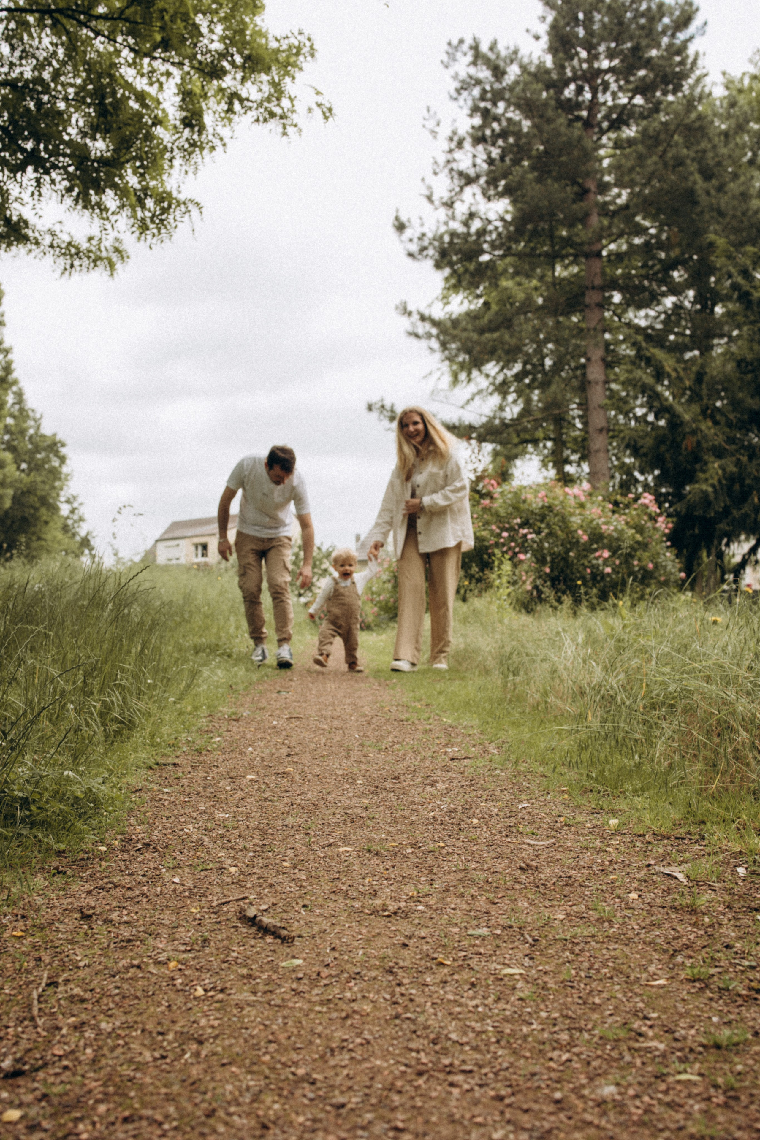 Bébés | 5 – 24 mois. Je suis Olga, votre photographe de famille à Metz et dans toute la France