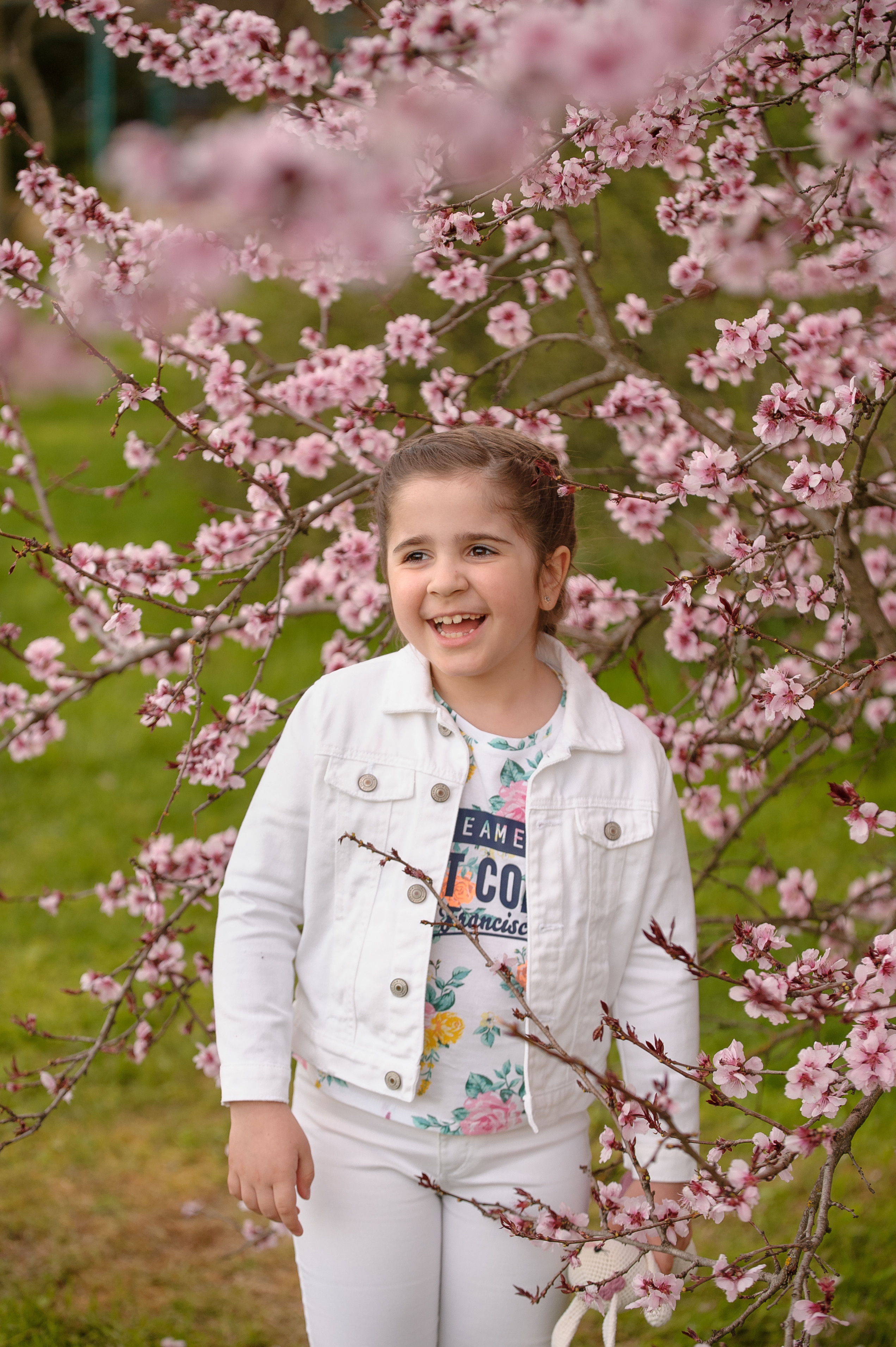 Весенняя Фотосессия Соньки с Джони. Семейный фотограф в Кишинёве THOMAS SHTIFT