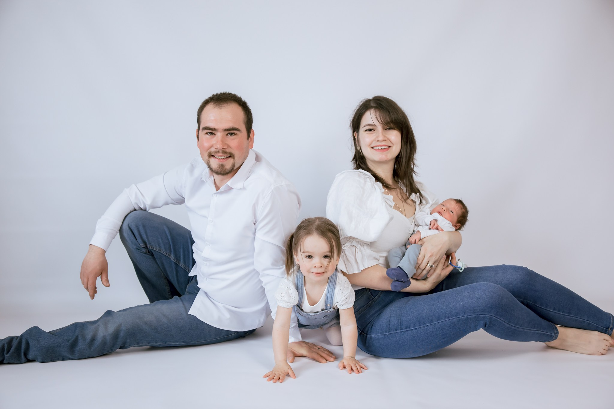 Newborn. Portré 📸 Photographer | Newborn photos • Maternity photos • Engagements • Weddings • Events • Portraits • Families • Birthdays • Parties