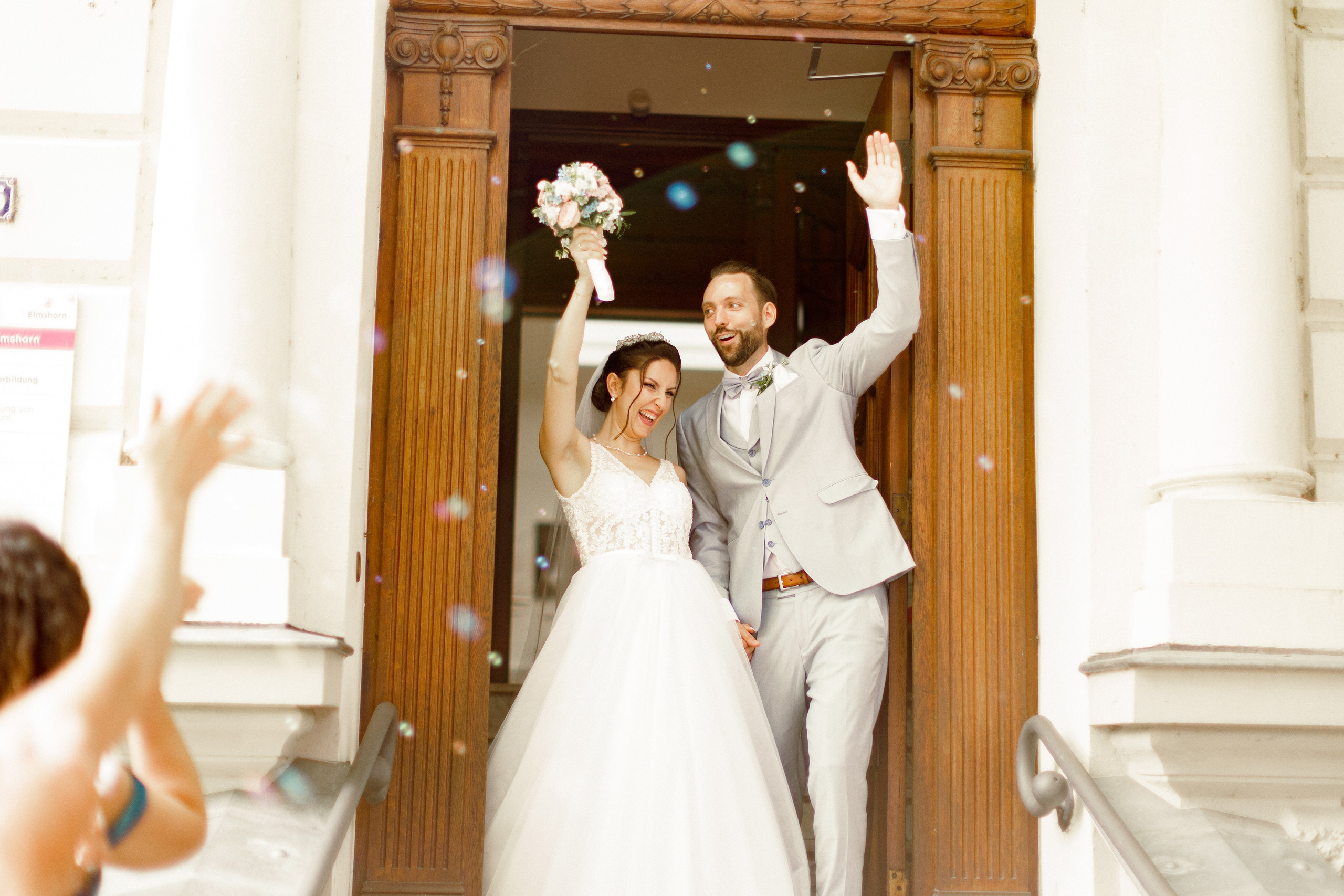 Hochzeitsfotografie in der Weißen Villa Elmshorn | Historischer Charme in Schleswig-Holstein. Hochzeitsfotograf und Hochzeitsvideograf aus Hamburg | Roka21Film