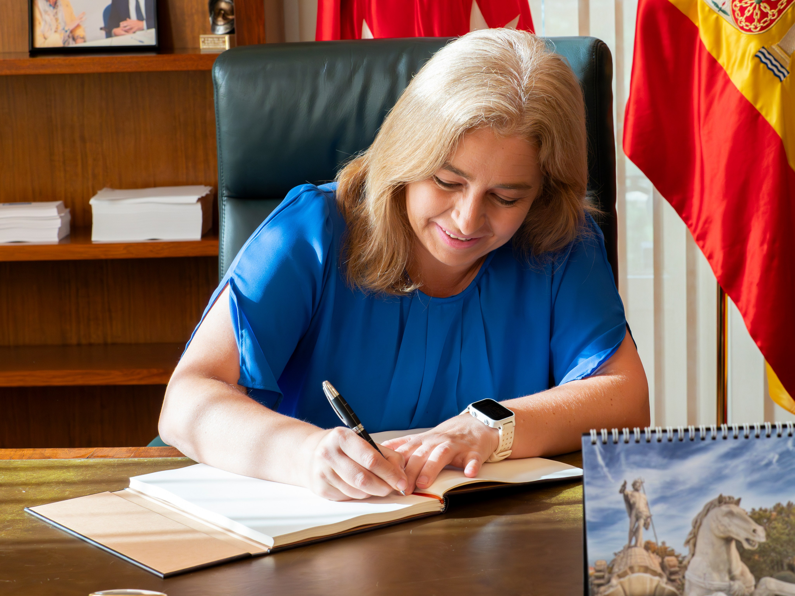 Eventos y Reuniones Diplomáticas. Fotógrafa de Periodismo y Documentación, Teatro, Cine, Shooting para Modelos, Bodas, Bautizos, Comuniones, Familia y Eventos