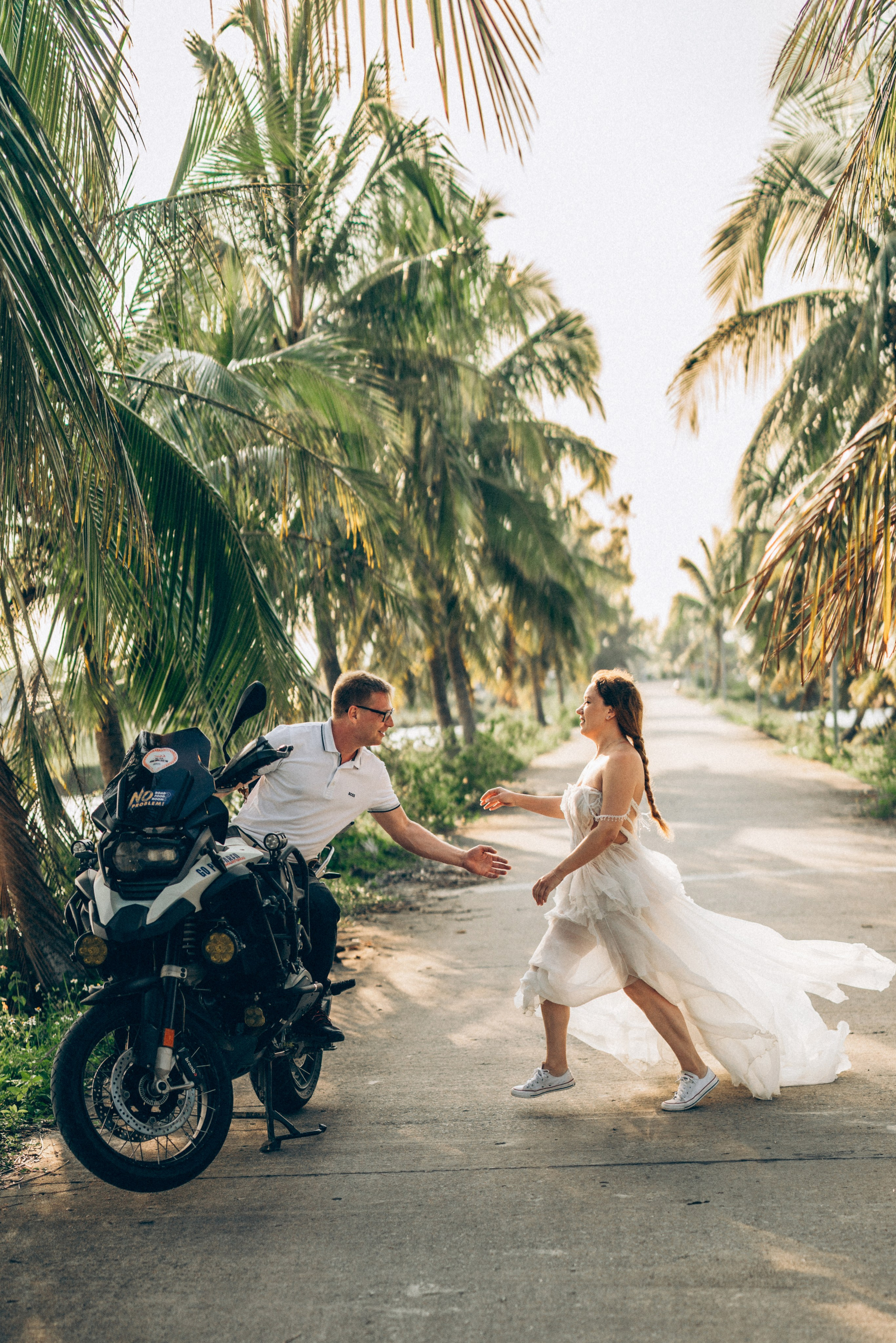 Lifestyle Photographer in Hoi An & Da Nang Love stories, family & wedding photography