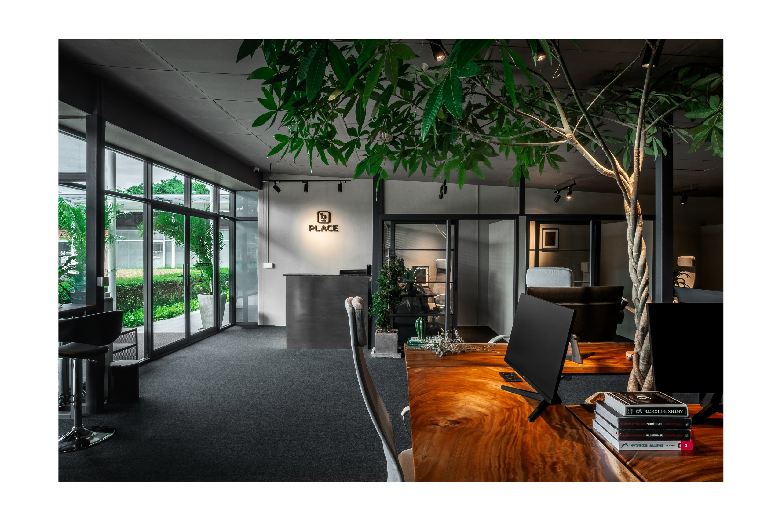 Коворкинг PLACE. Interior photographer in Phuket | Perelude Interior