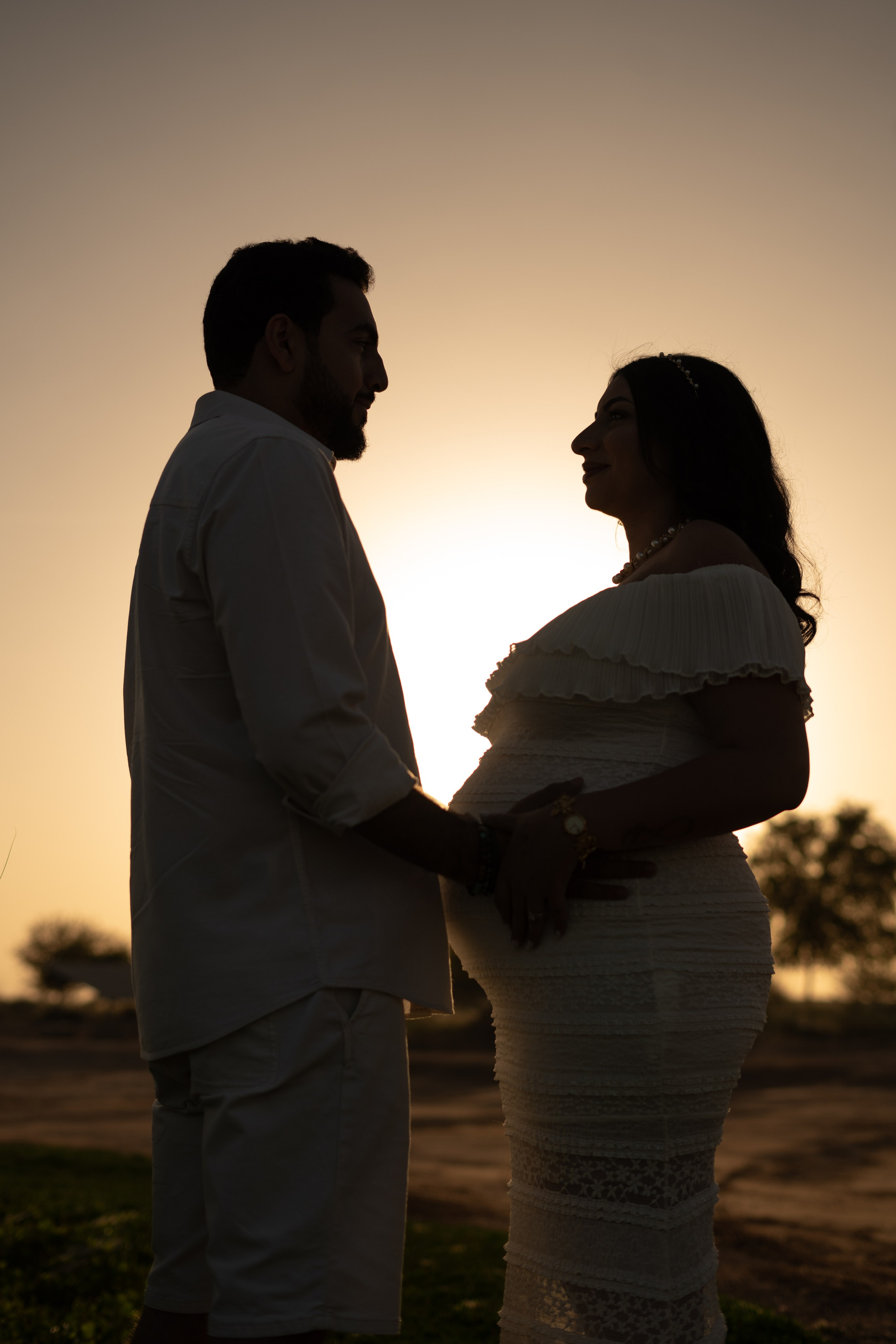 Sunrise by the lake. Angela Iakovleva — Family Photographer in Dubai