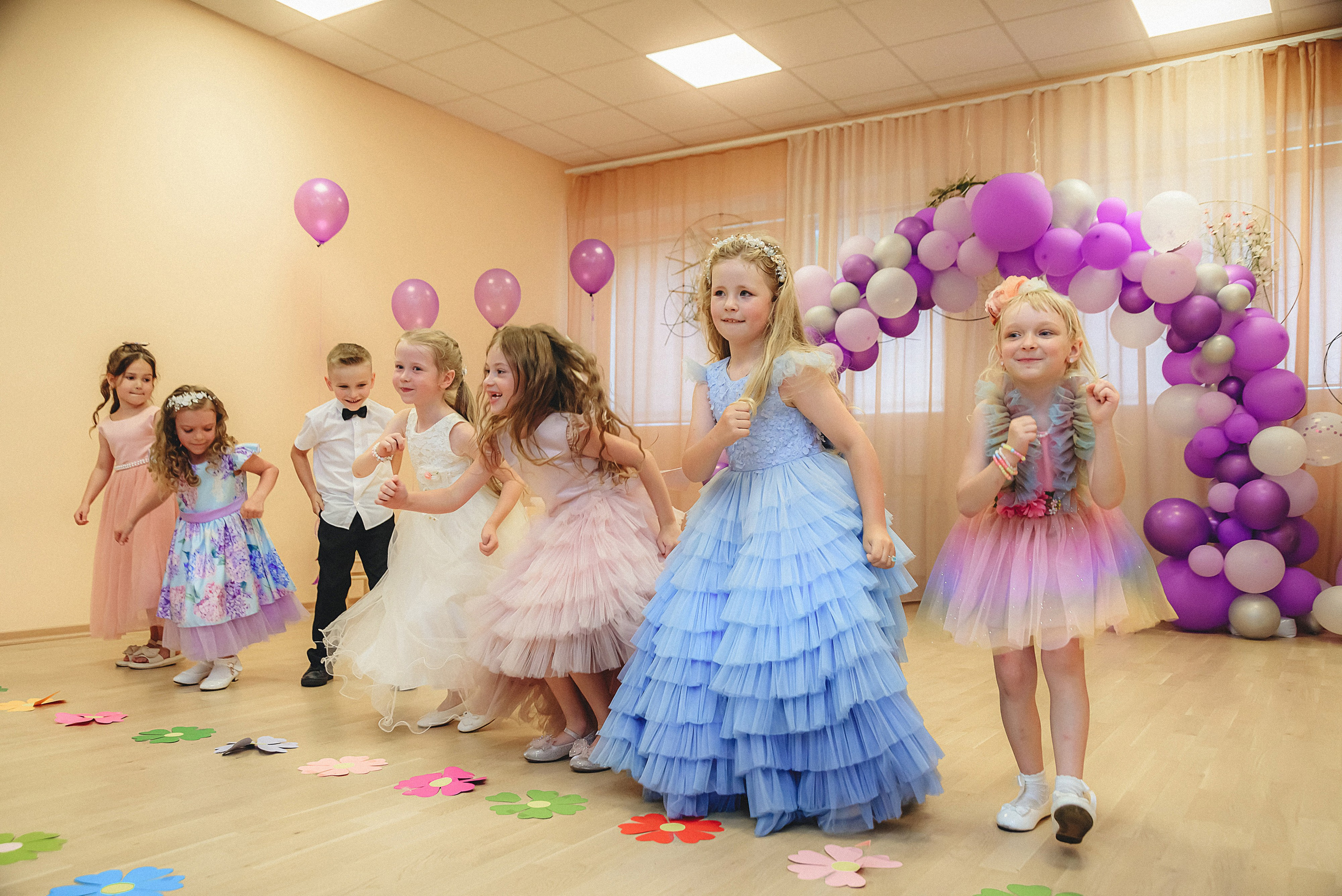 Bērnudārza «Laimiņa» Izlaidums. Photographer in Riga. Family, private and commercial photogrpahy