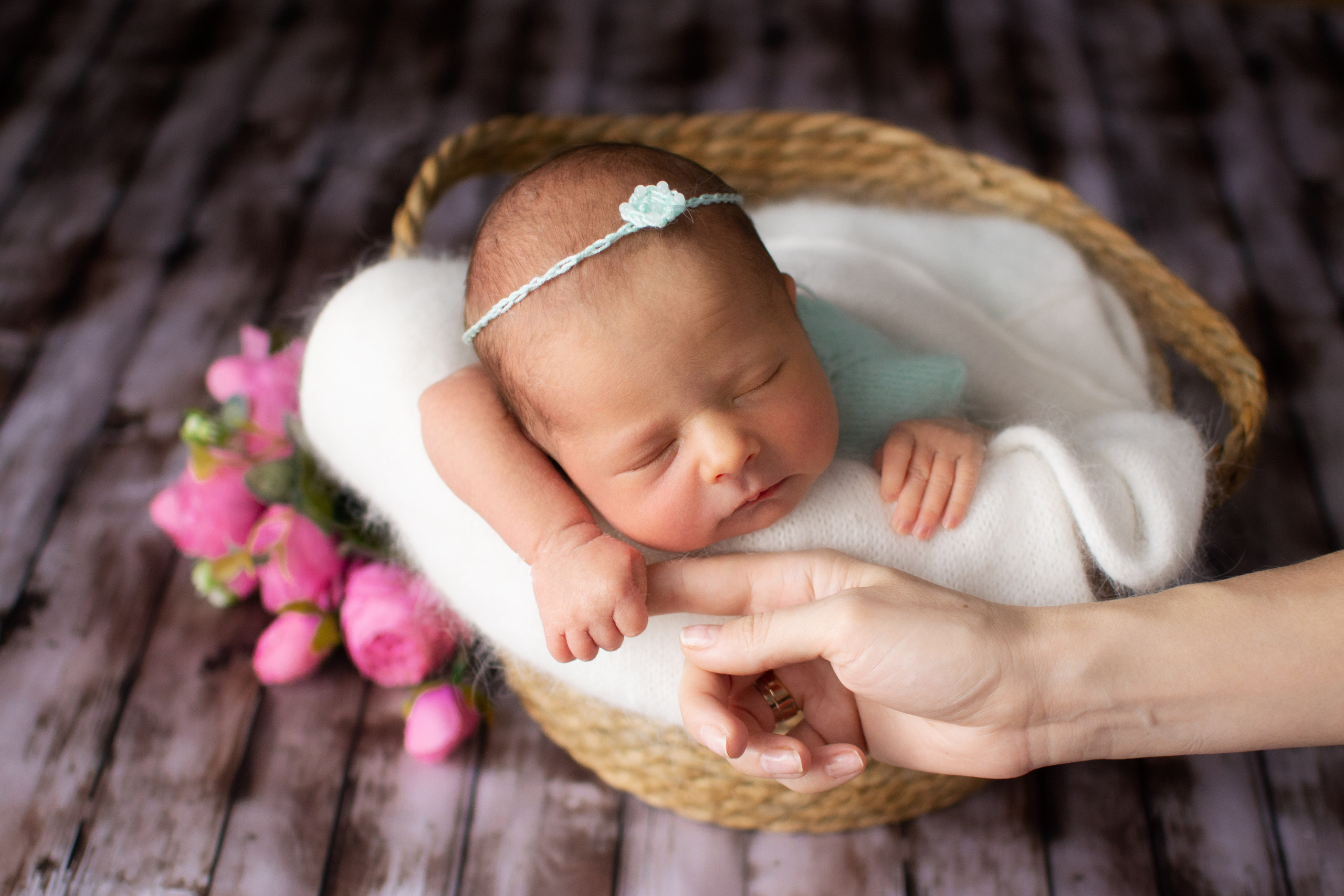 Новорожденные малыши (ньюборн newborn). Фотограф новорожденных в Темиртау и Караганде Любовь Жукова newborn