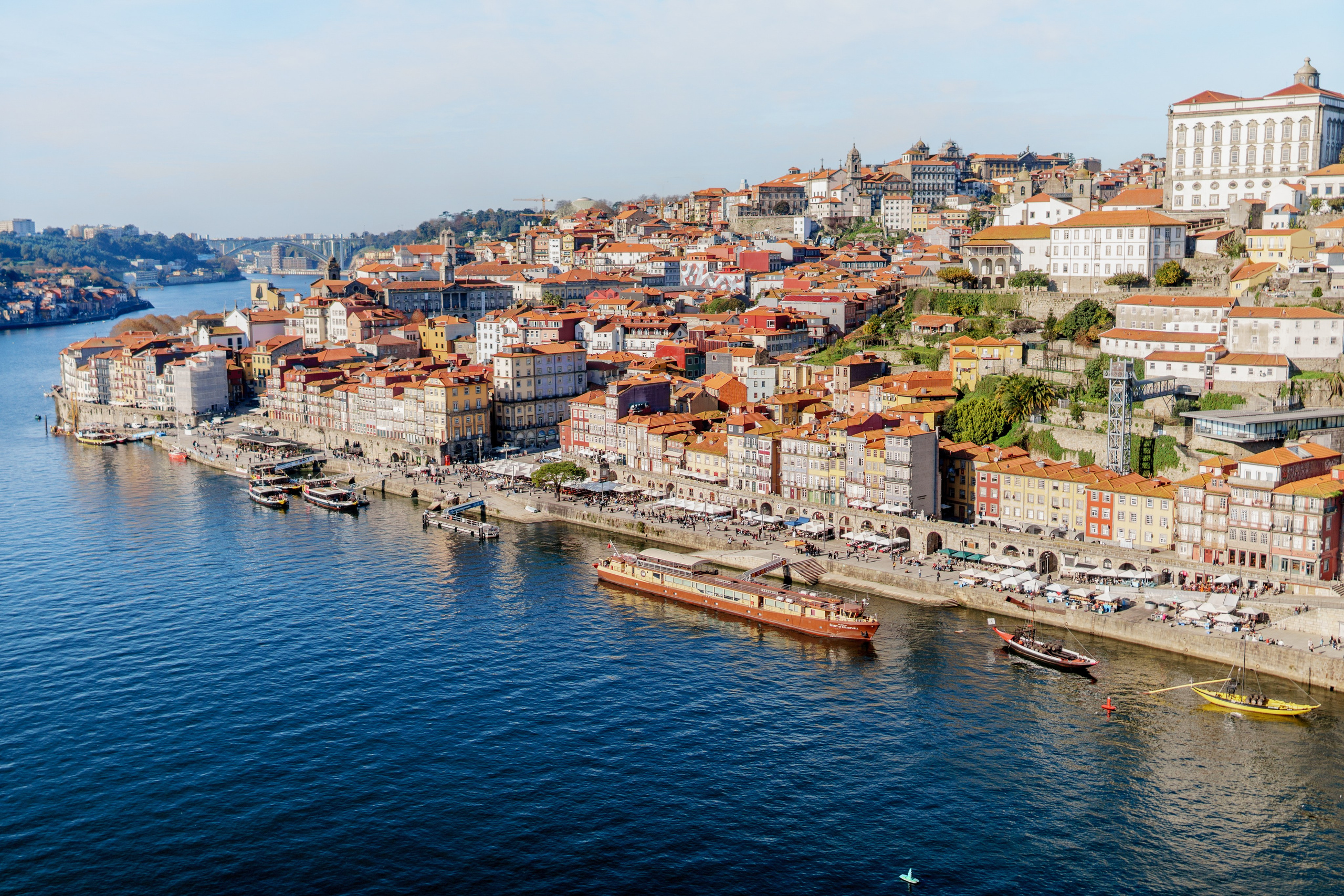 Большой Порту: история, океан и традиции