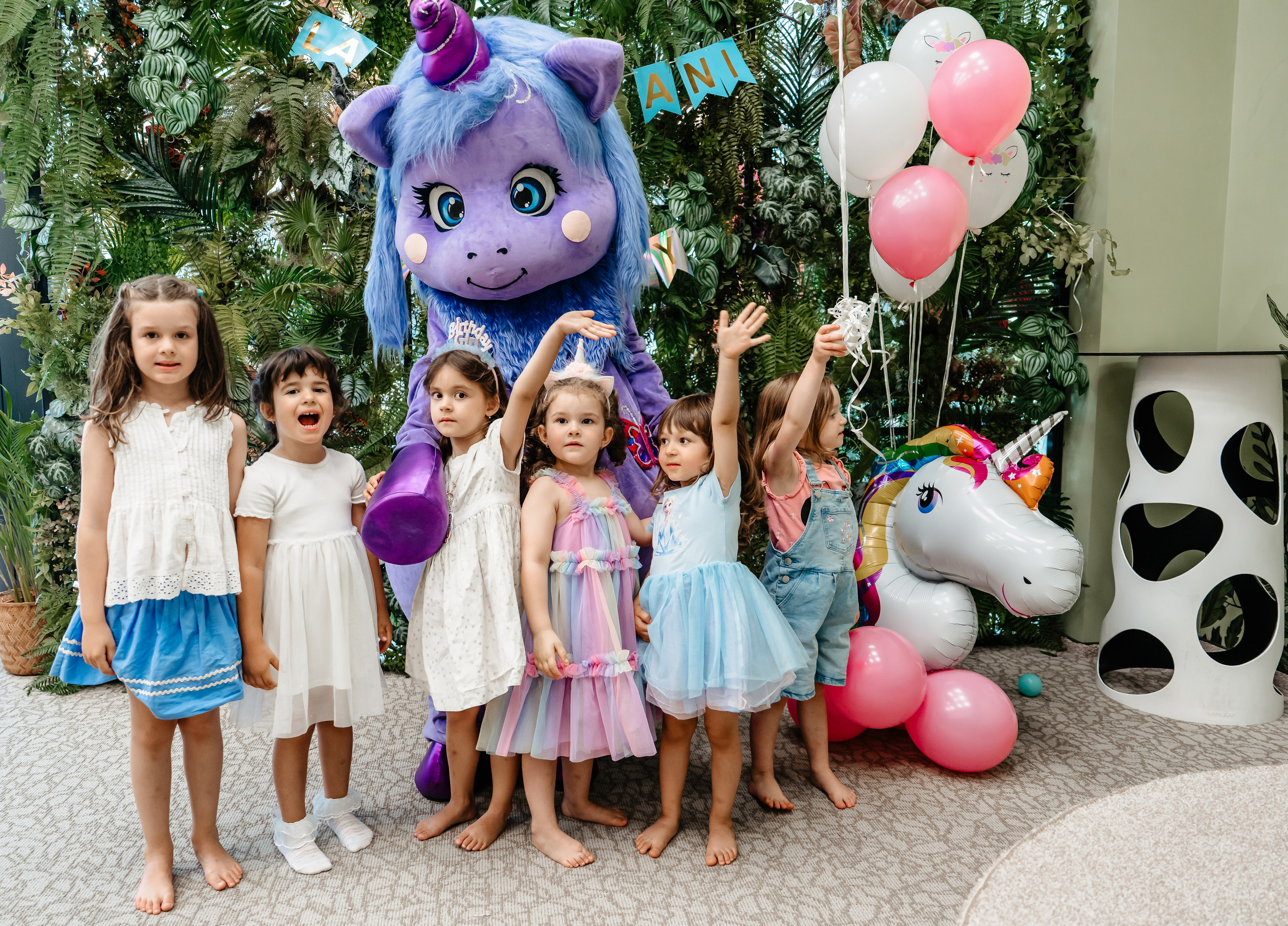 Aniversare Amira. Foto Studio — Fotograf de evenimente, nunti, botezuri, portrete