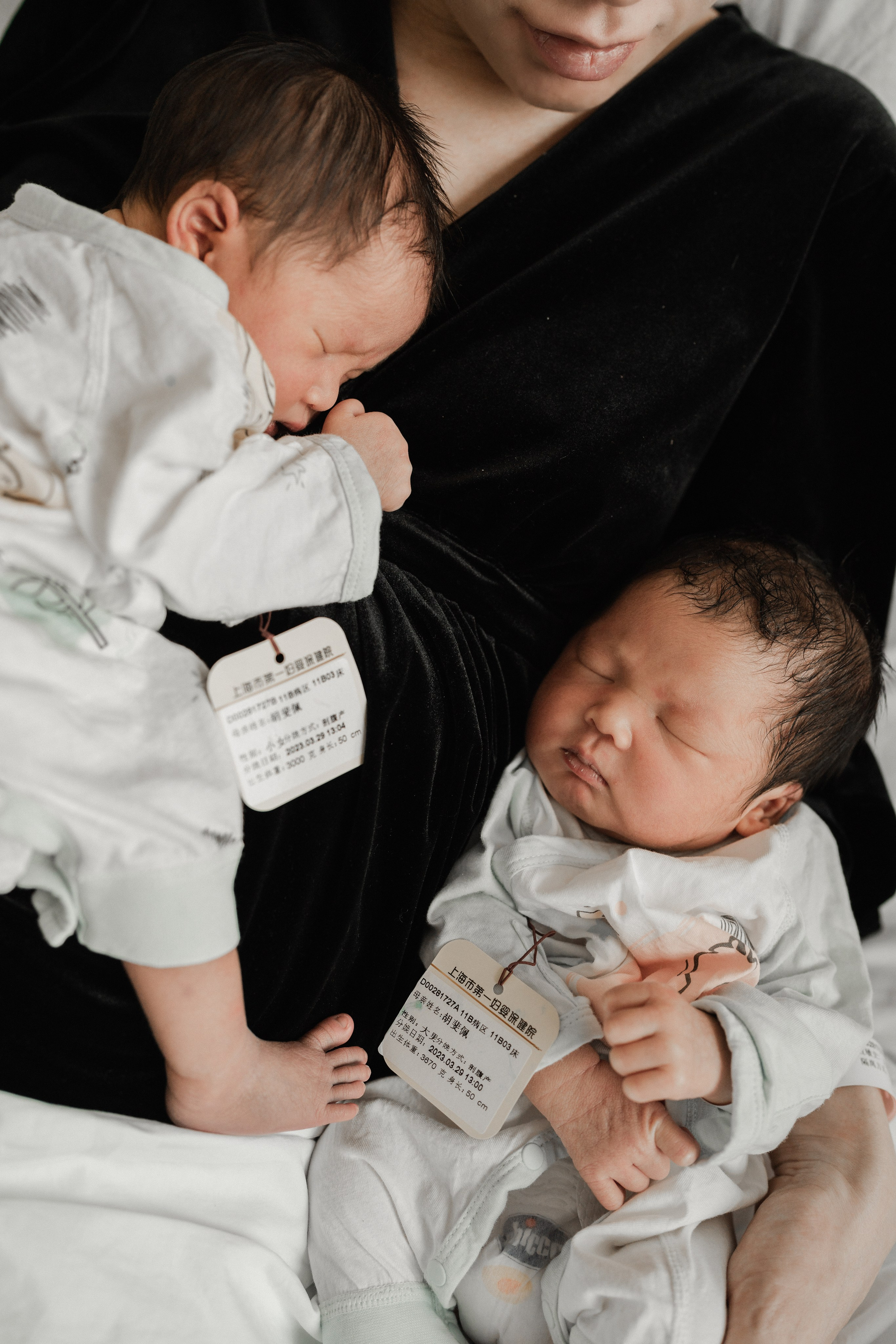 Fresh 48 & 新生儿. Family Photographer Angie in Shanghai