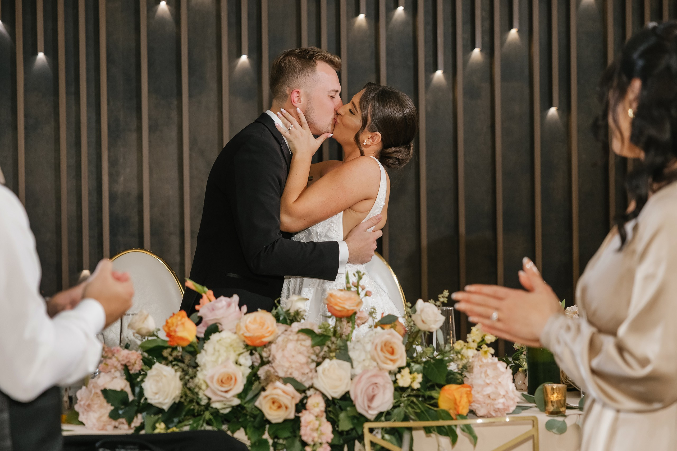 09.06.2025 Wedding. Wedding family event photographer in Chicago Nick Yushevich