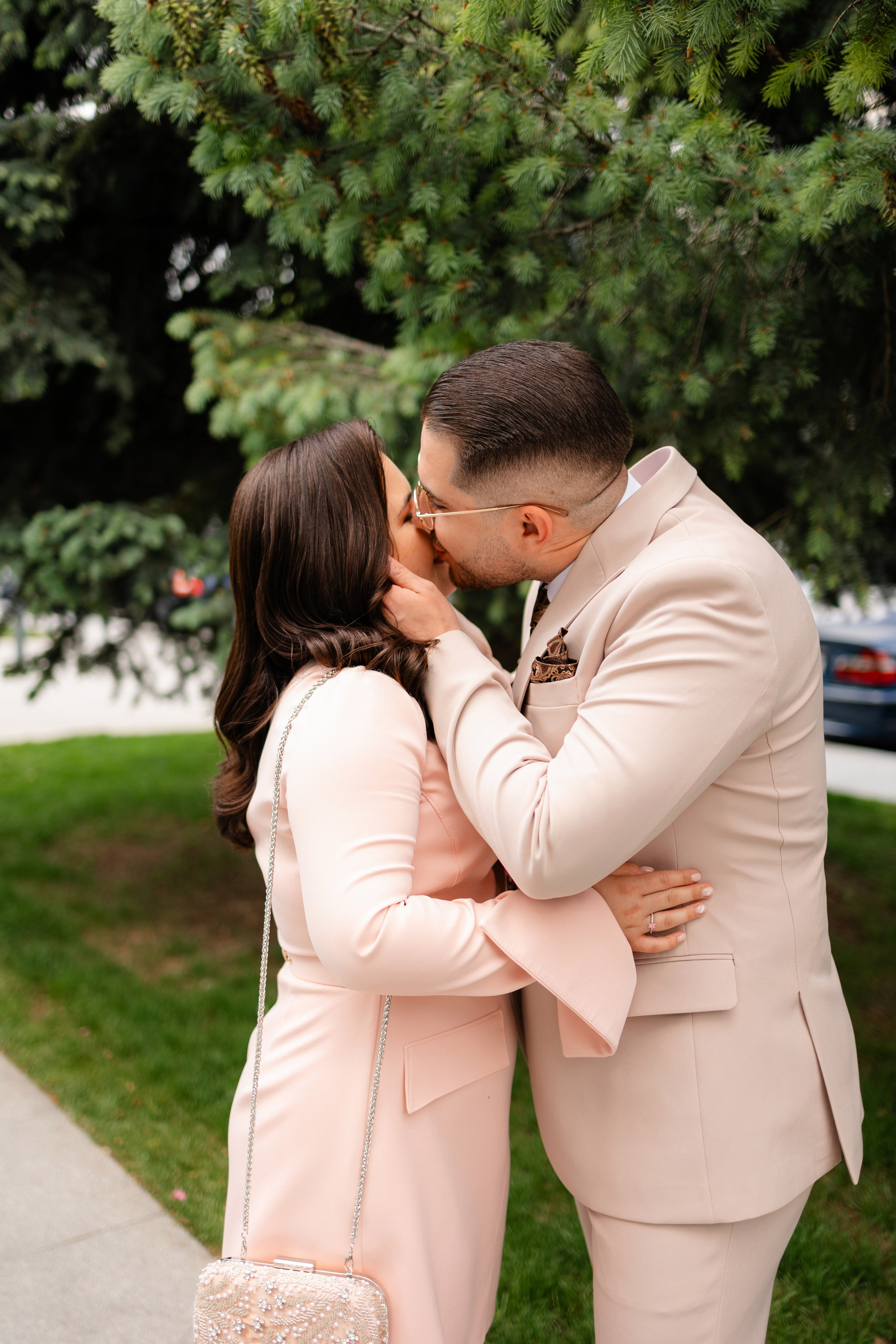 Olivia & Alex. Wedding Photographer, based in Iasi, Romania, but will travel all over the globe to make sure you look amazing in all your wedding photos