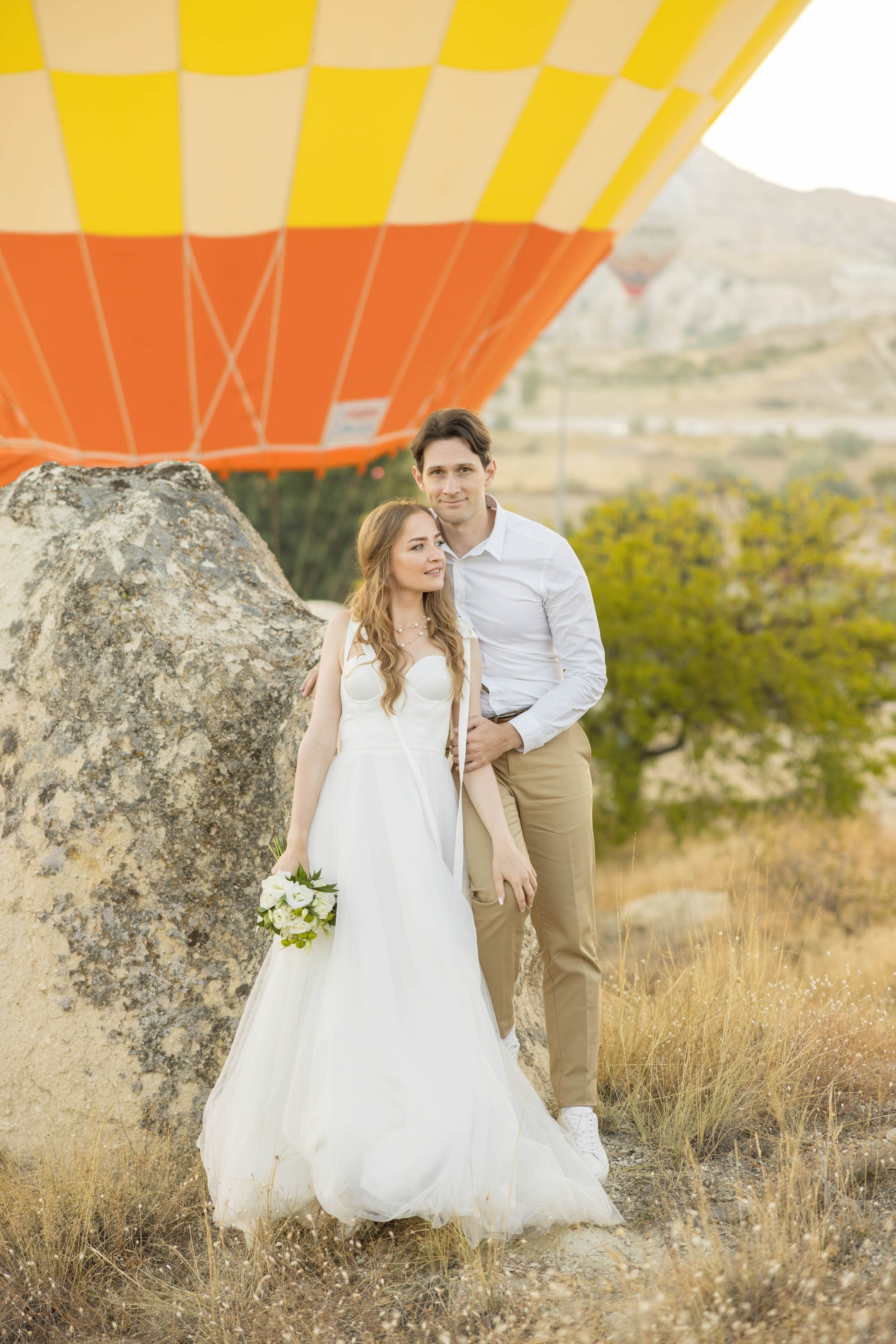 Wedding photo shoot in cappadocia. Julia Ganch I Fashion Wedding Photography I Cappadocia Turkey