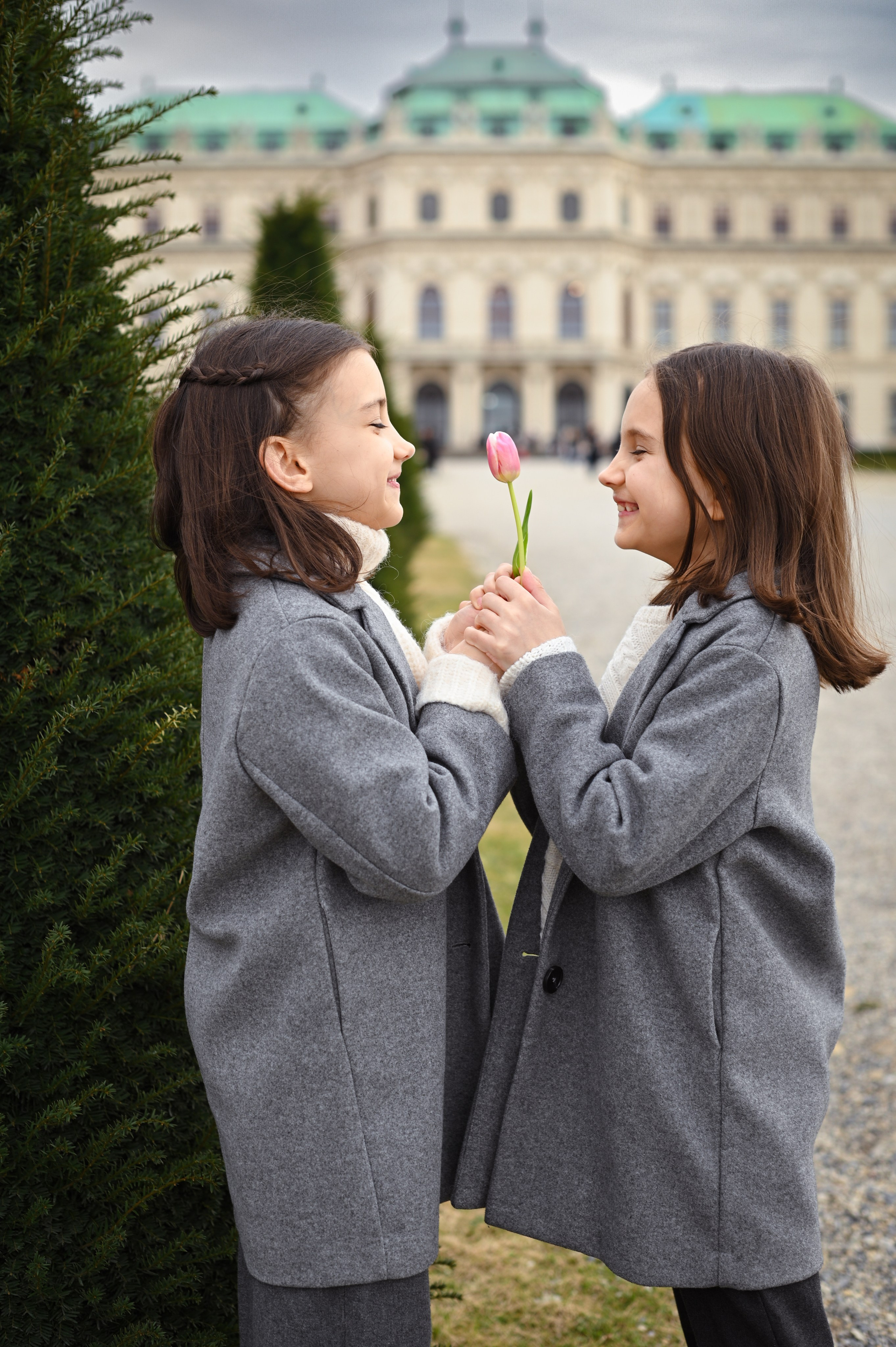 Oksana and girls. Photo Vienna and Bratislava
