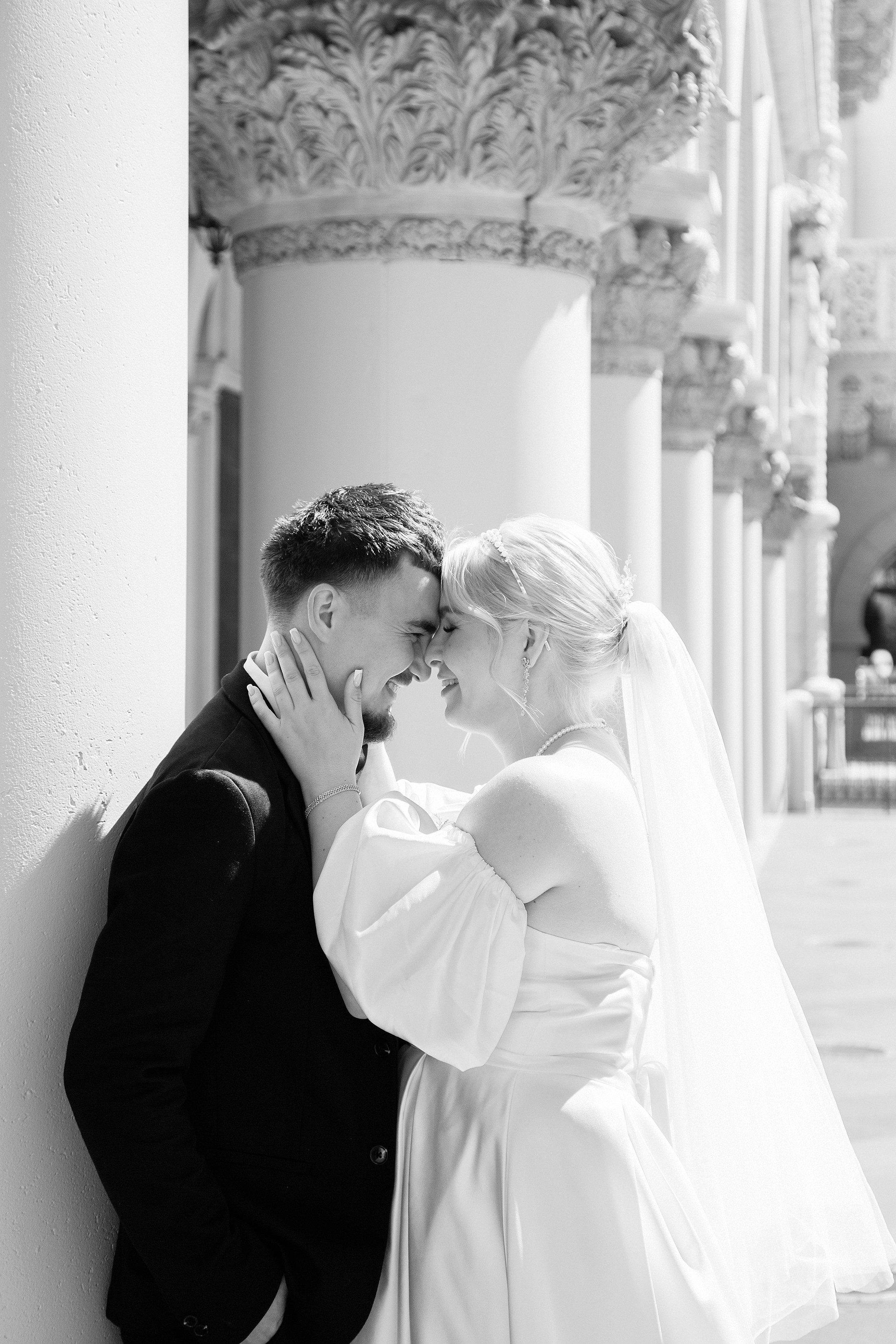 M&N. Wedding & elopement photographer Viktoriya Kravtsov. Las Vegas