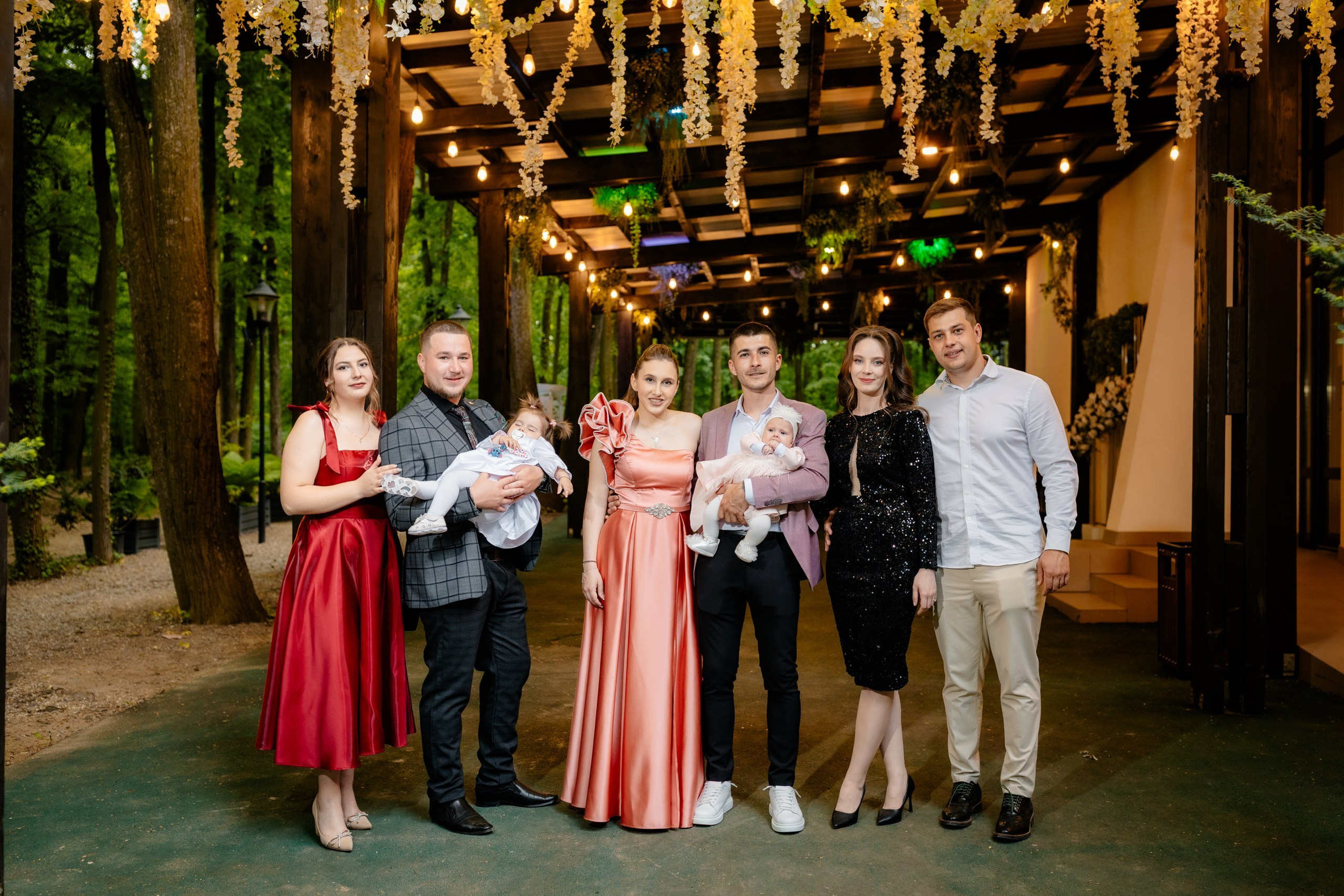 fotograf botez Miruna Parascheva, fotografie botez Botoșani, fotograf Alin Chirilă, amintiri botez, fotografii botez, botez Miruna Parascheva, fotograf copii, fotografie botez în Botoșani-alt="botez Miruna Parascheva, fotografie botez Alin Chirilă, amintiri botez, fotografii emoționante botez Botoșani"-- fotografii-botez-bebelus- amintiri-botez-micuț- moment-sfânt-crestinare- fotografie-emotionanta-botez- detalii-botez-bebelusi- parinti-fericiti-la-botez- fotograf-botez-profesionist- botez-in-biserica-ortodoxa- micuț-botezat-cu-emoție- zâmbete-și-lacrimi-la-botez- bebeluș-la-cristelniță- decor-botez-colorat- botez-cu-dragoste-și-credință- emotie-pura-la-botez- fotograf-botez-botosani- botez-iasi-suceava-fotograf- amintiri-nepretuite-botez