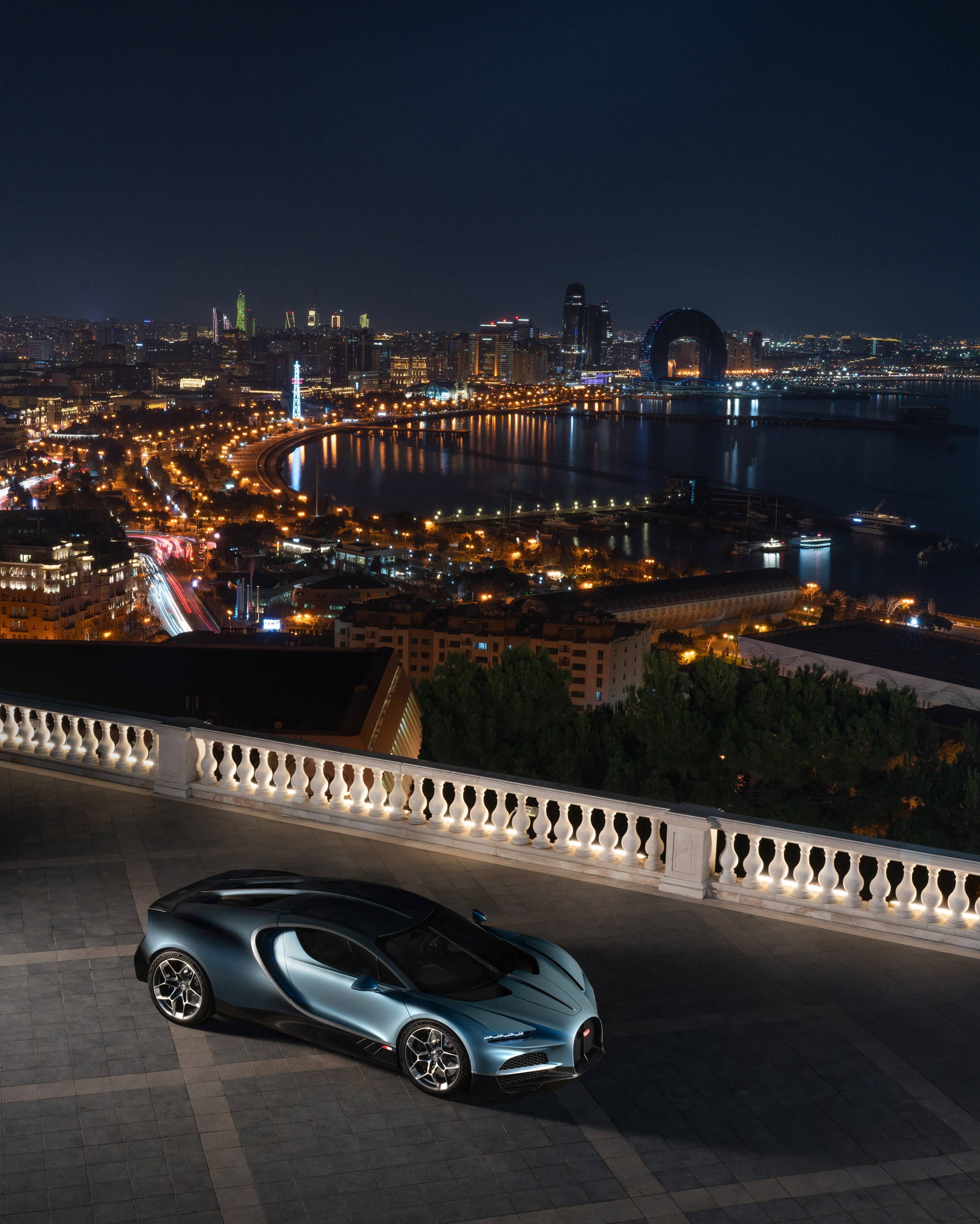 BUGATTI. WORLDWIDE COMMERCIAL AUTOMOTIVE PHOTOGRAPHER