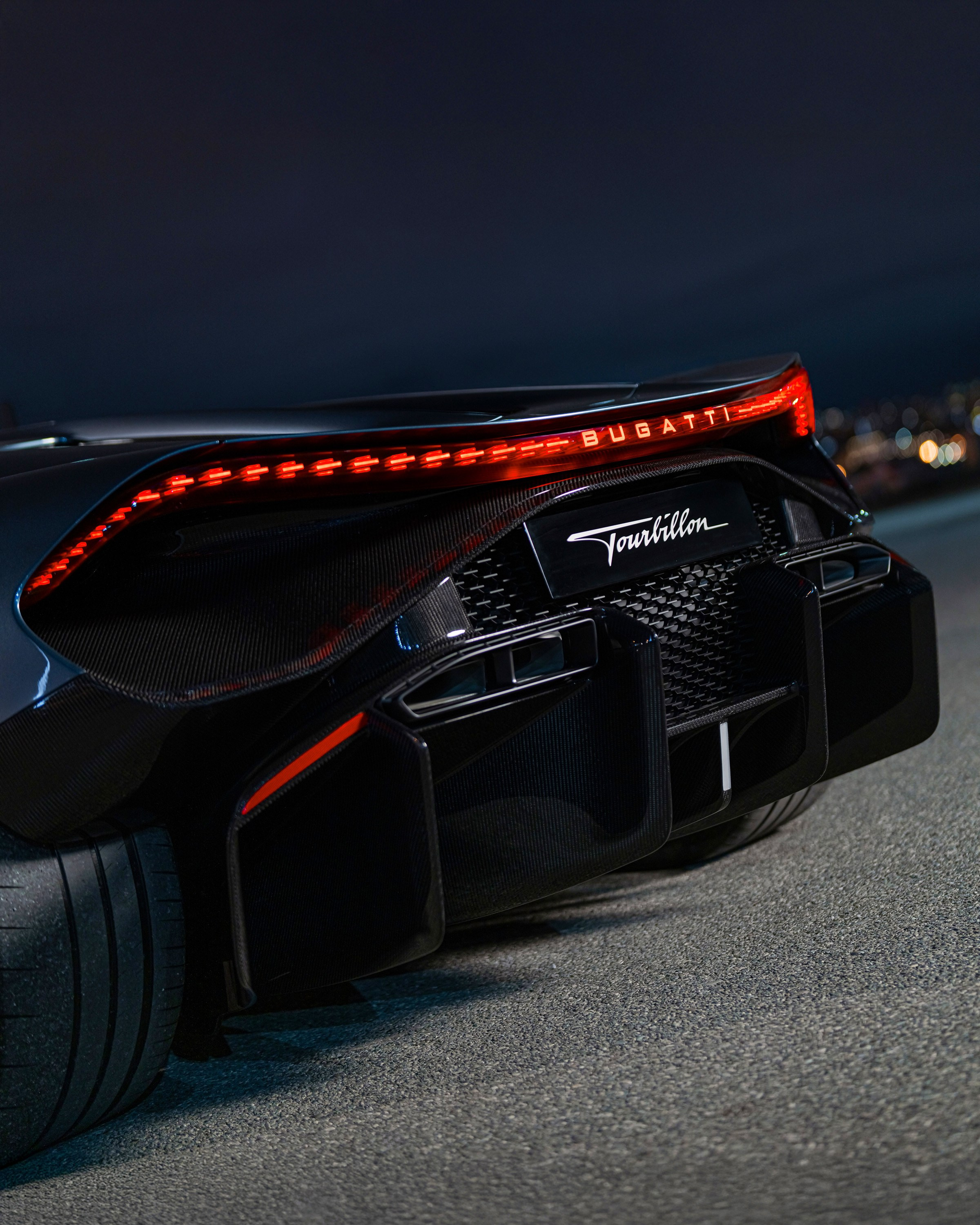 BUGATTI. WORLDWIDE COMMERCIAL AUTOMOTIVE PHOTOGRAPHER