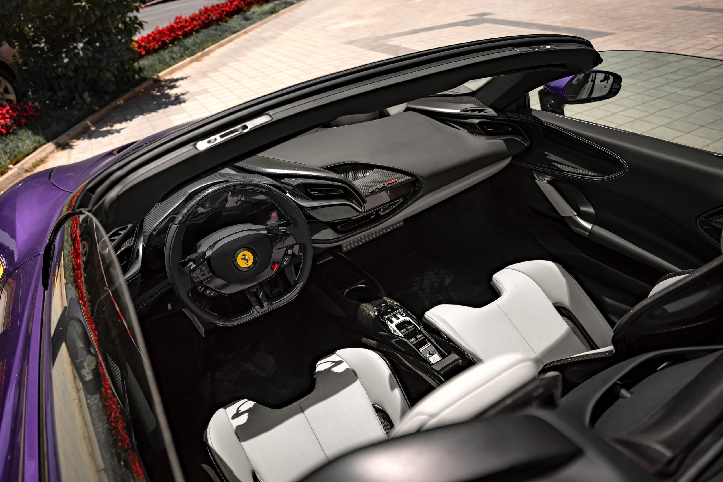 FERRARI. WORLDWIDE COMMERCIAL AUTOMOTIVE PHOTOGRAPHER