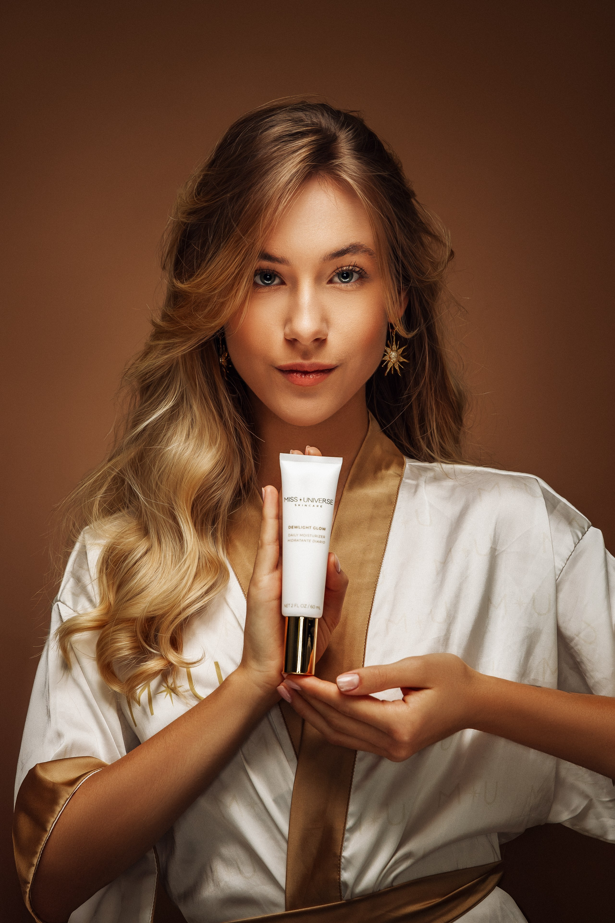 Vasvalmodelagency 26.12.2024. Portree- ja perefotograaf Anton Hansen Tallinnas, Eestis