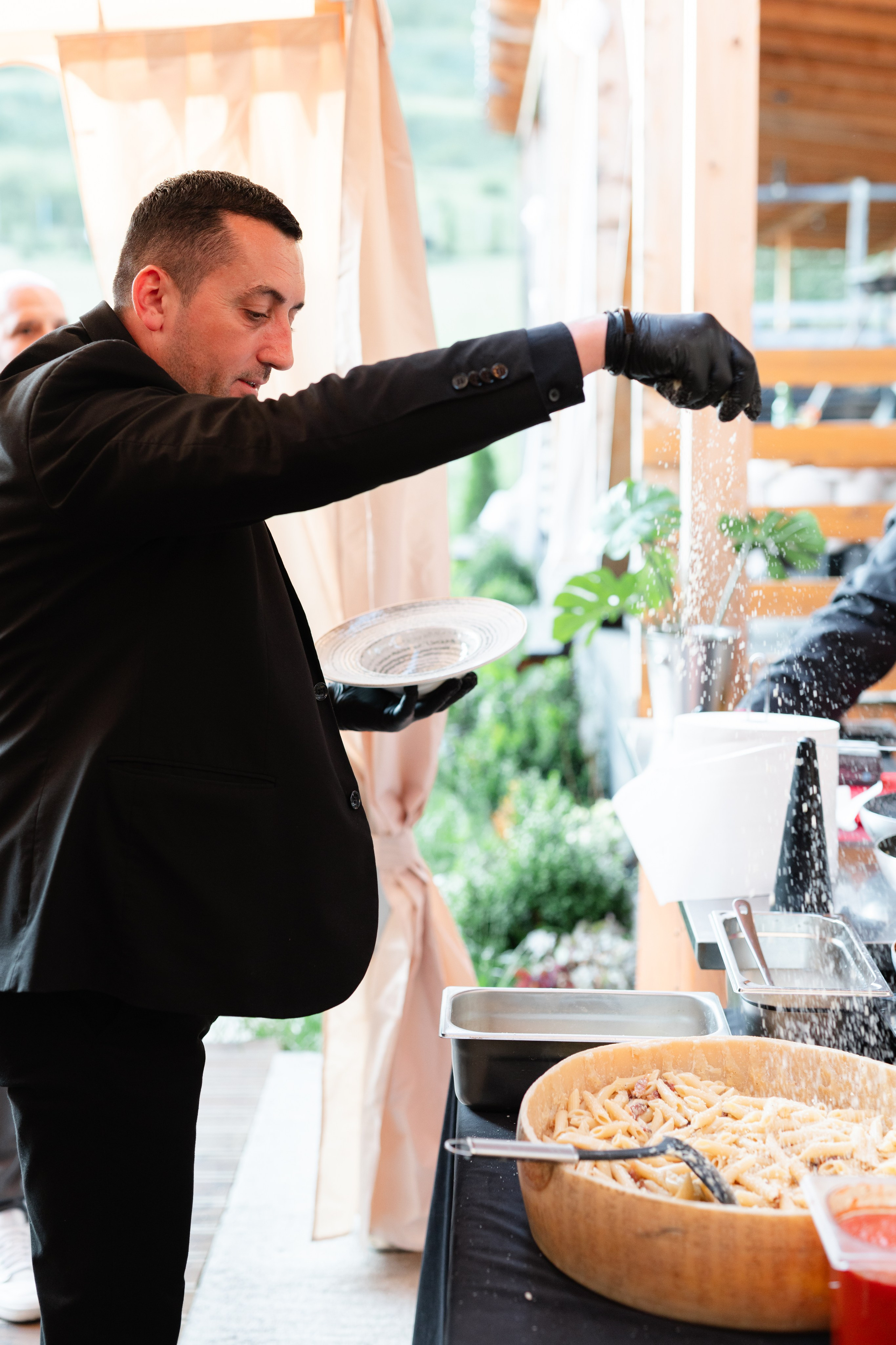 Flori & Cosmin. Main