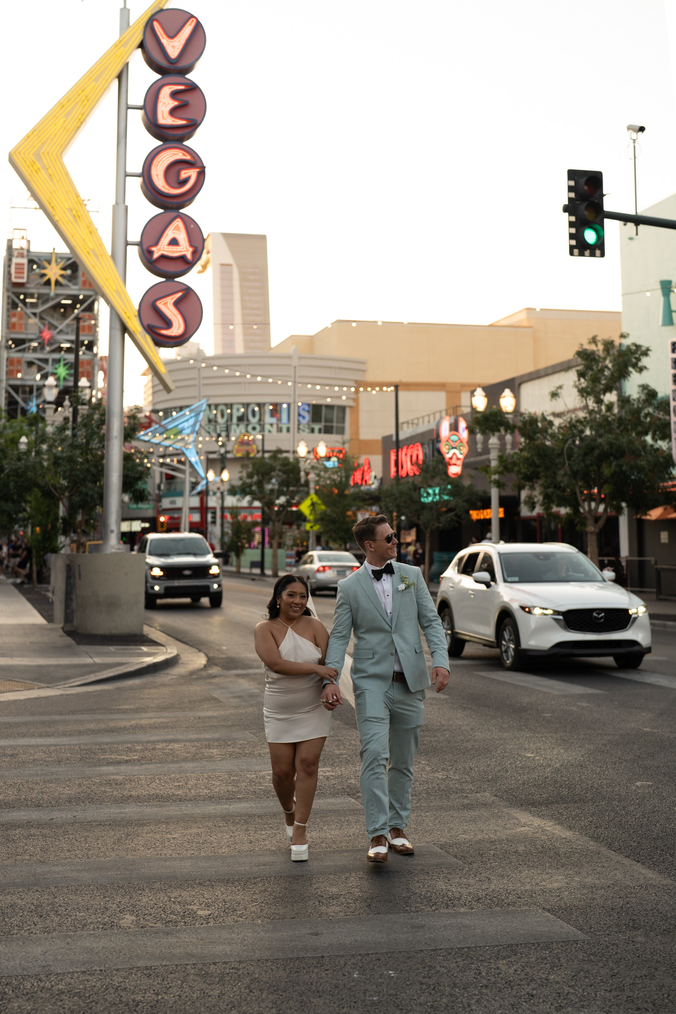 Christian&Patricia. Wedding & elopement photographer Viktoriya Kravtsov. Las Vegas