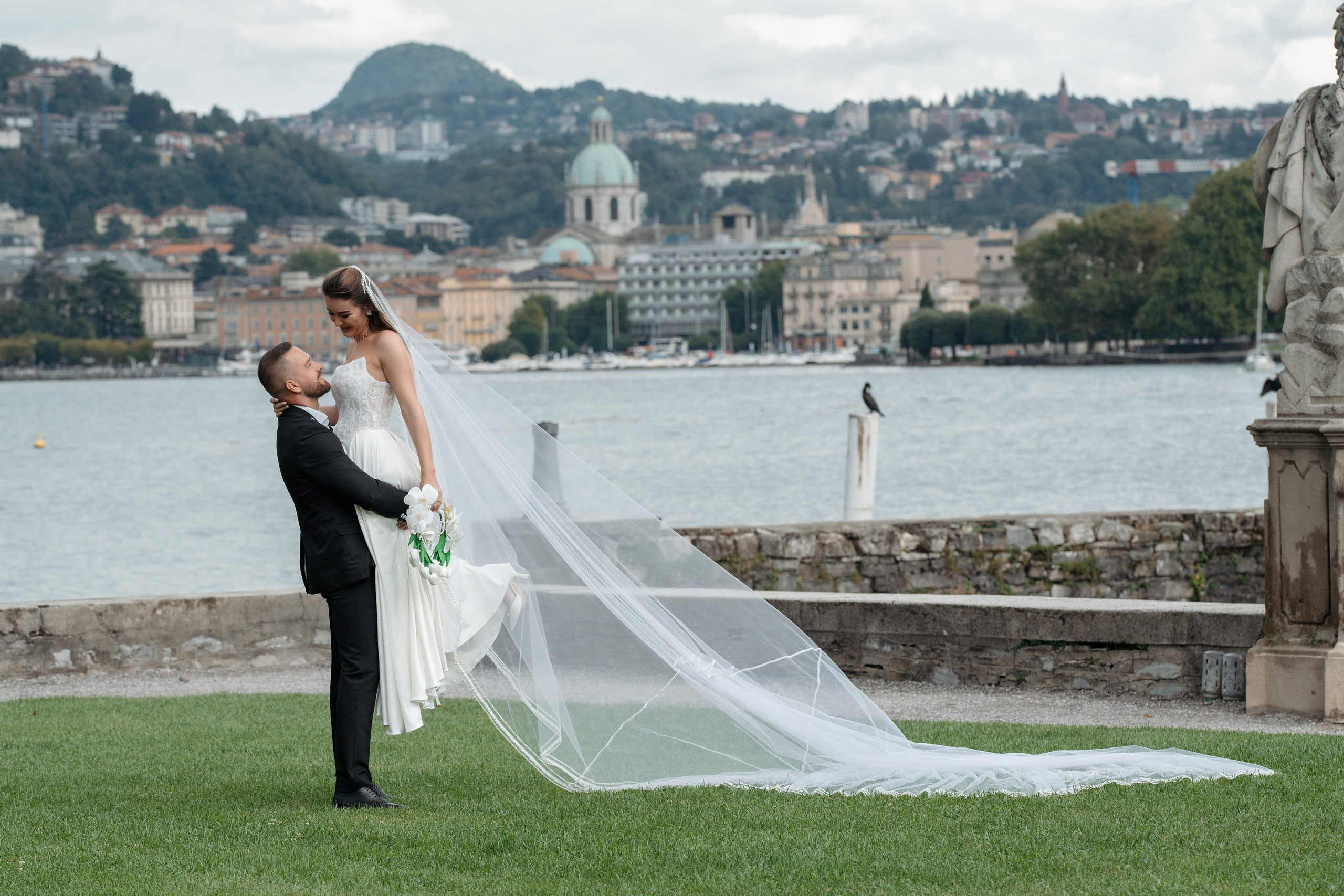 Edina & Vilson Lake Como. Fotografo matrimonio Lago di Como Ferrari Media Production