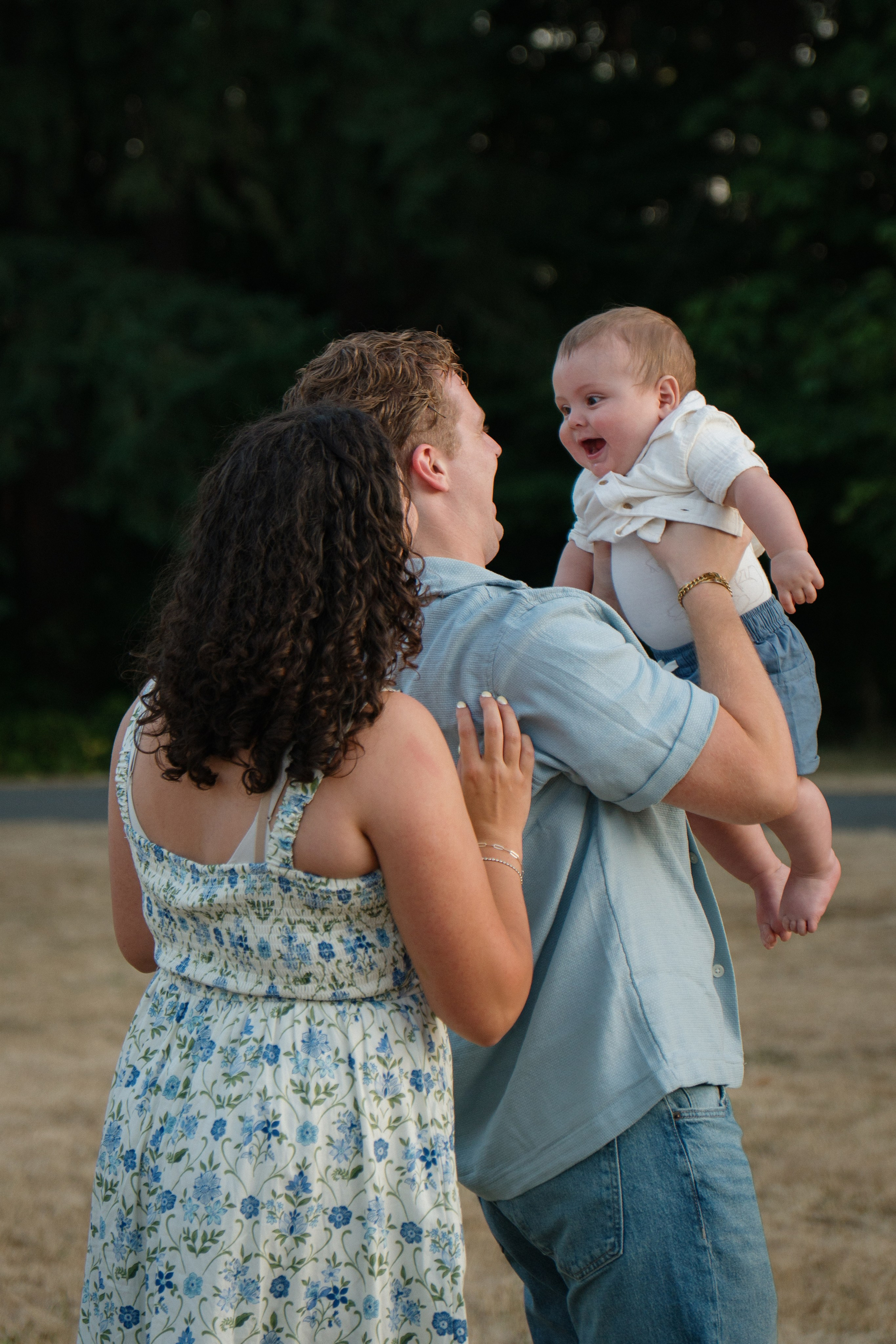 Courtney’s family. Photographer in Washington Sophia D
