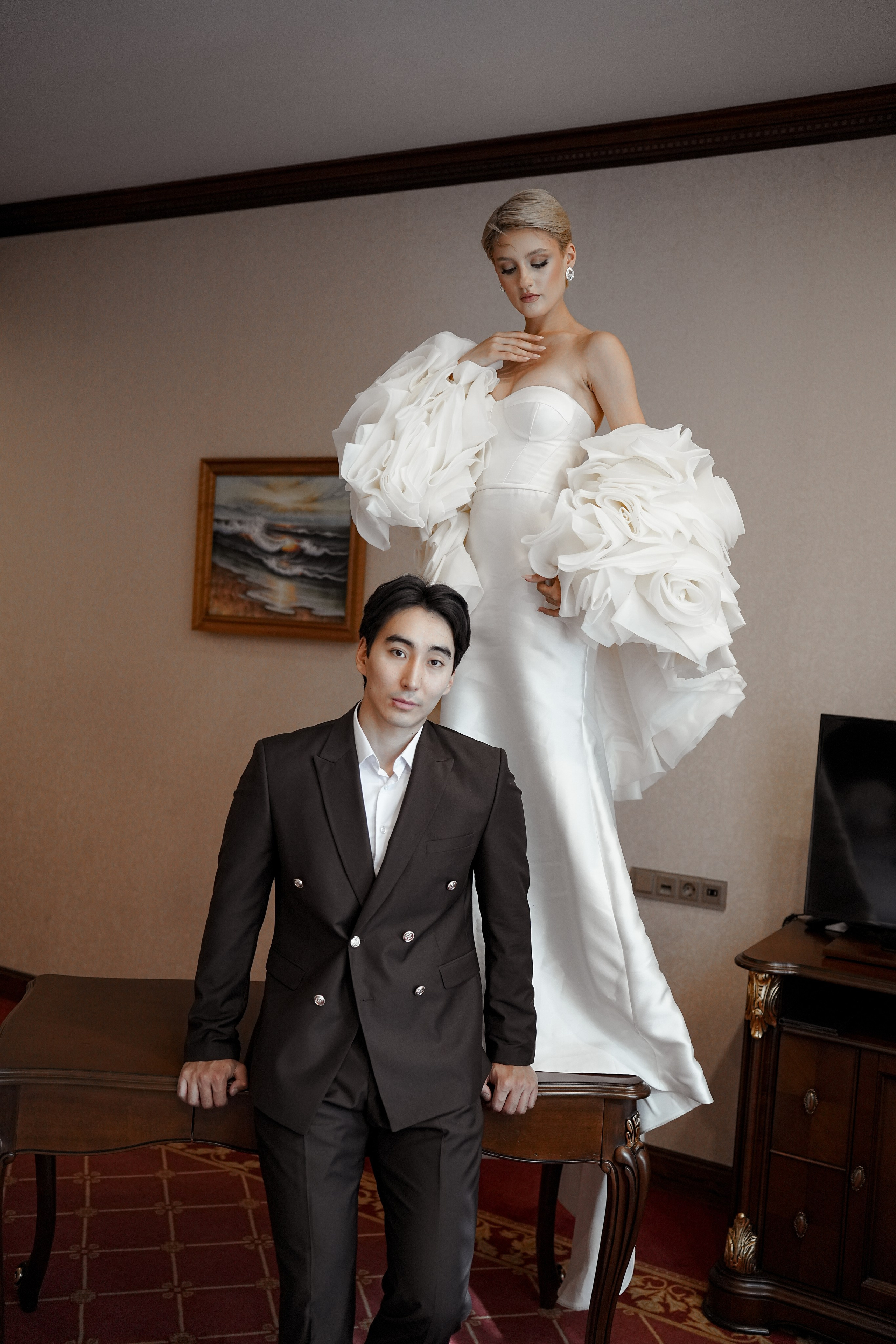 Николь Амир