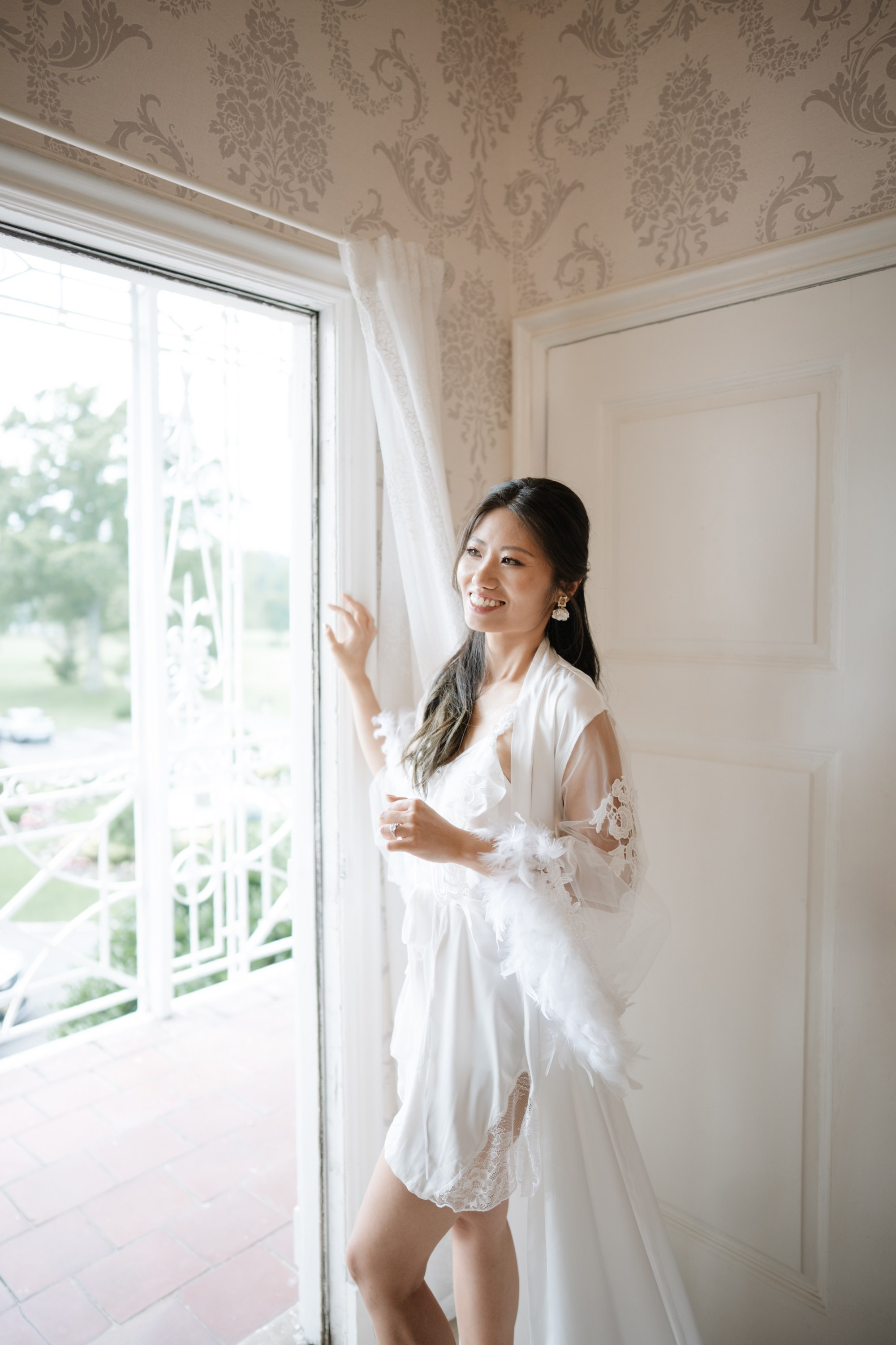 A stunning wedding with Asian style. Portrait and wedding photographer in New York