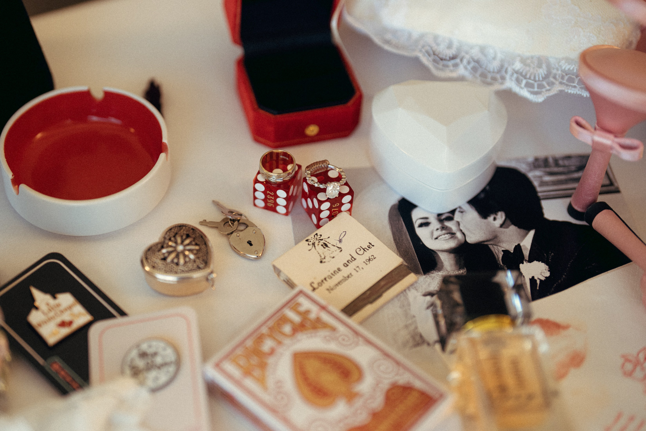 P&J. Wedding & elopement photographer Viktoriya Kravtsov. Las Vegas