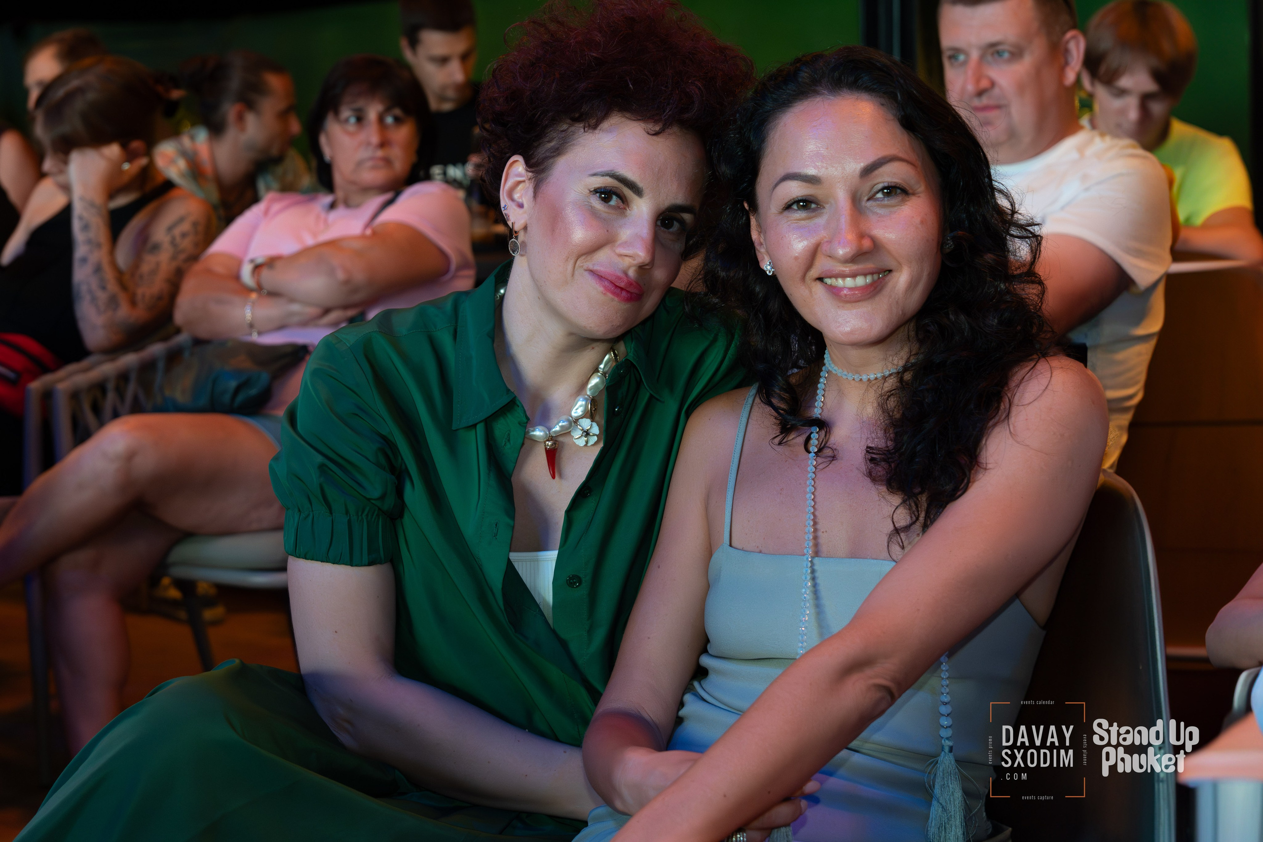 Standup Влада Лапина | Фоторепортаж | Афиша | DAVAYSXODIM.com PHUKET. АФИША|ФОТОРЕПОРТАЖИ|ИВЕНТЫ|ПХУКЕТ