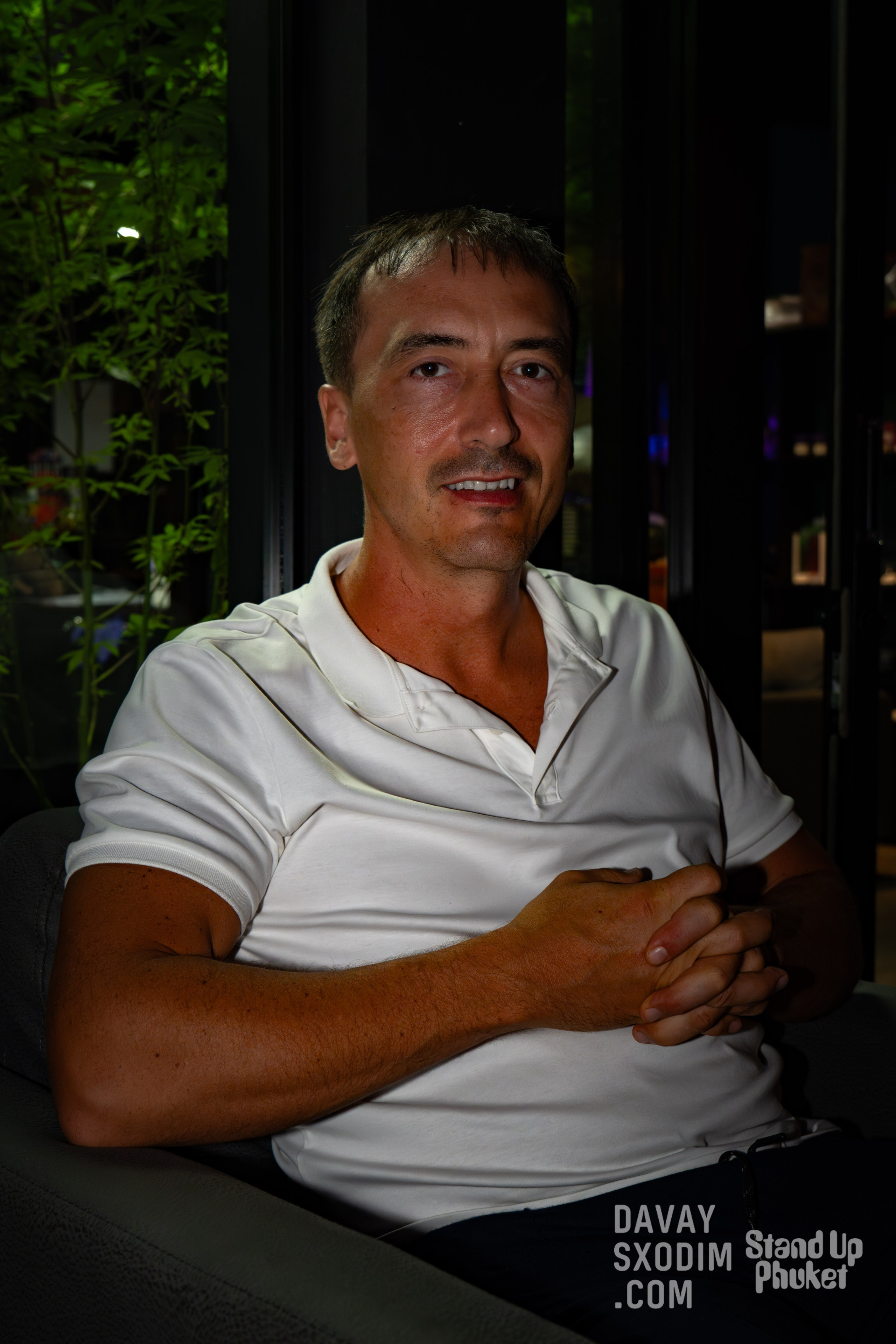 Standup-шоу «Тай-Болтай» | Фоторепортаж | Афиша | DAVAYSXODIM.com PHUKET. АФИША|ФОТОРЕПОРТАЖИ|ИВЕНТЫ|ПХУКЕТ