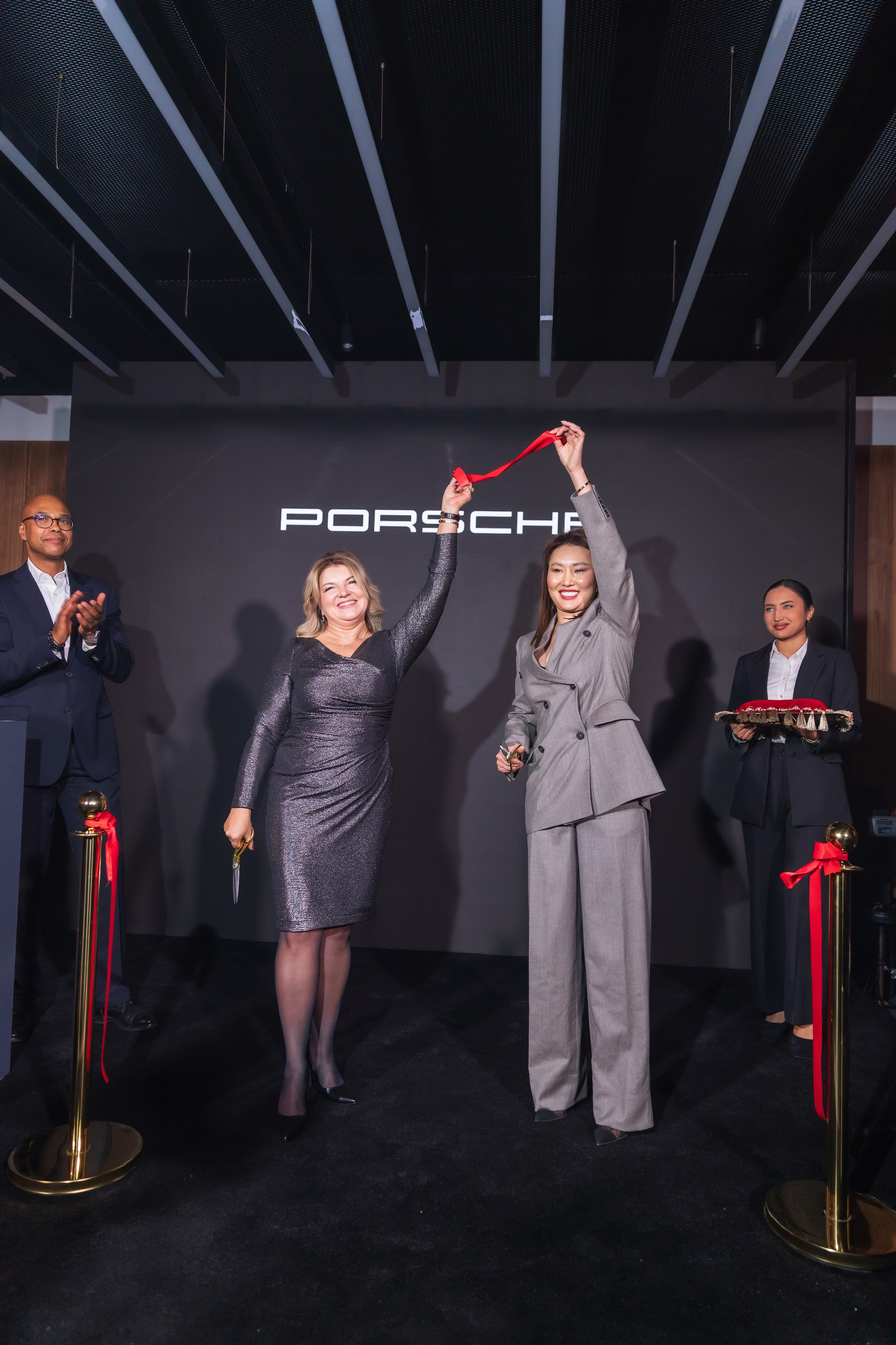 Porsche Studio. Открытие первого официального дилерского центра Porsche в Узбекистане. Профессиональная Фото-Видео Студия Геннадия Нестеренко | Ташкент и Весь Узбекистан