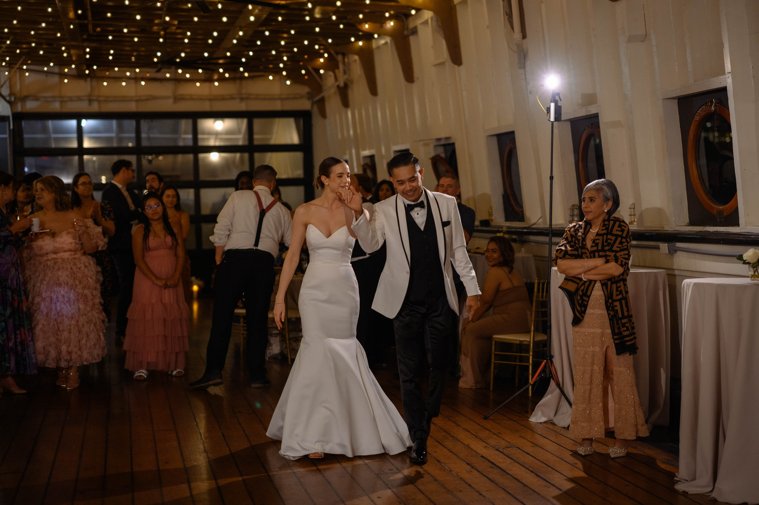 Kevin & Katie. Wedding & portrait photography in the Seattle Area. Helen Michelle photographer