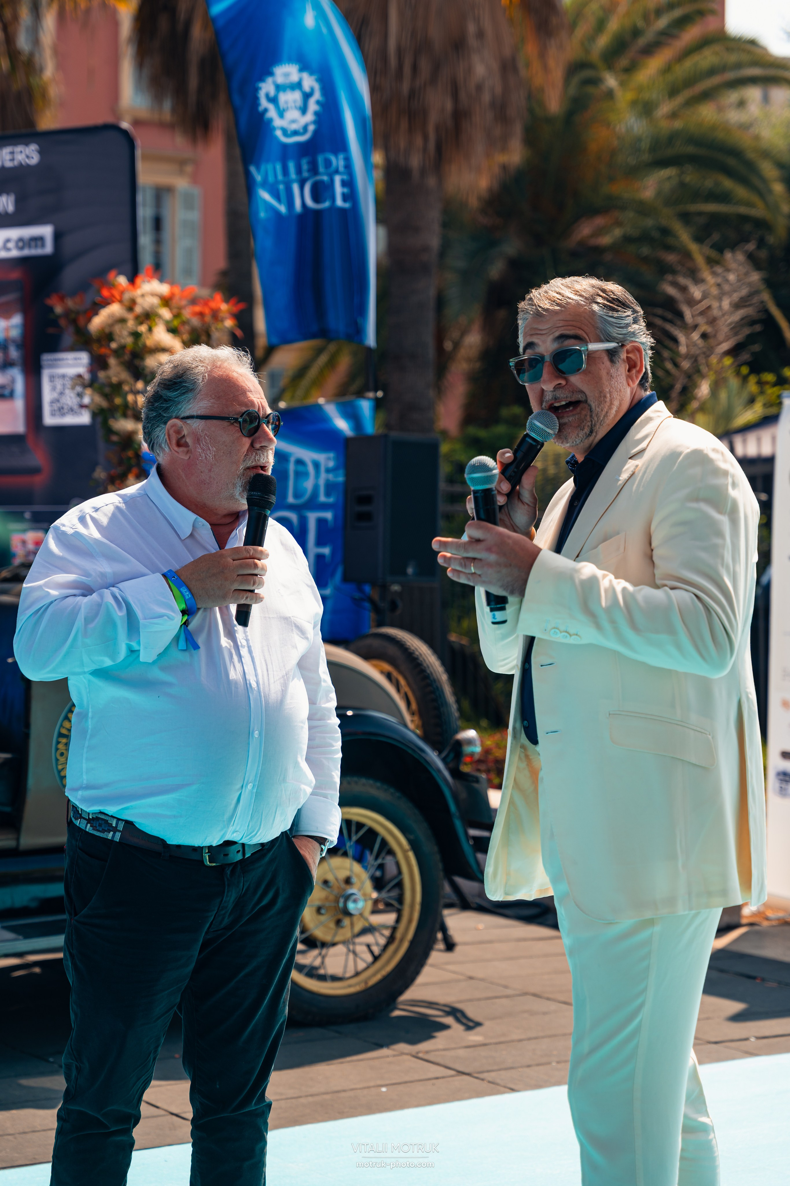 Legends de Nice. Photographe de voitures à Paris — Vitalii Motruk