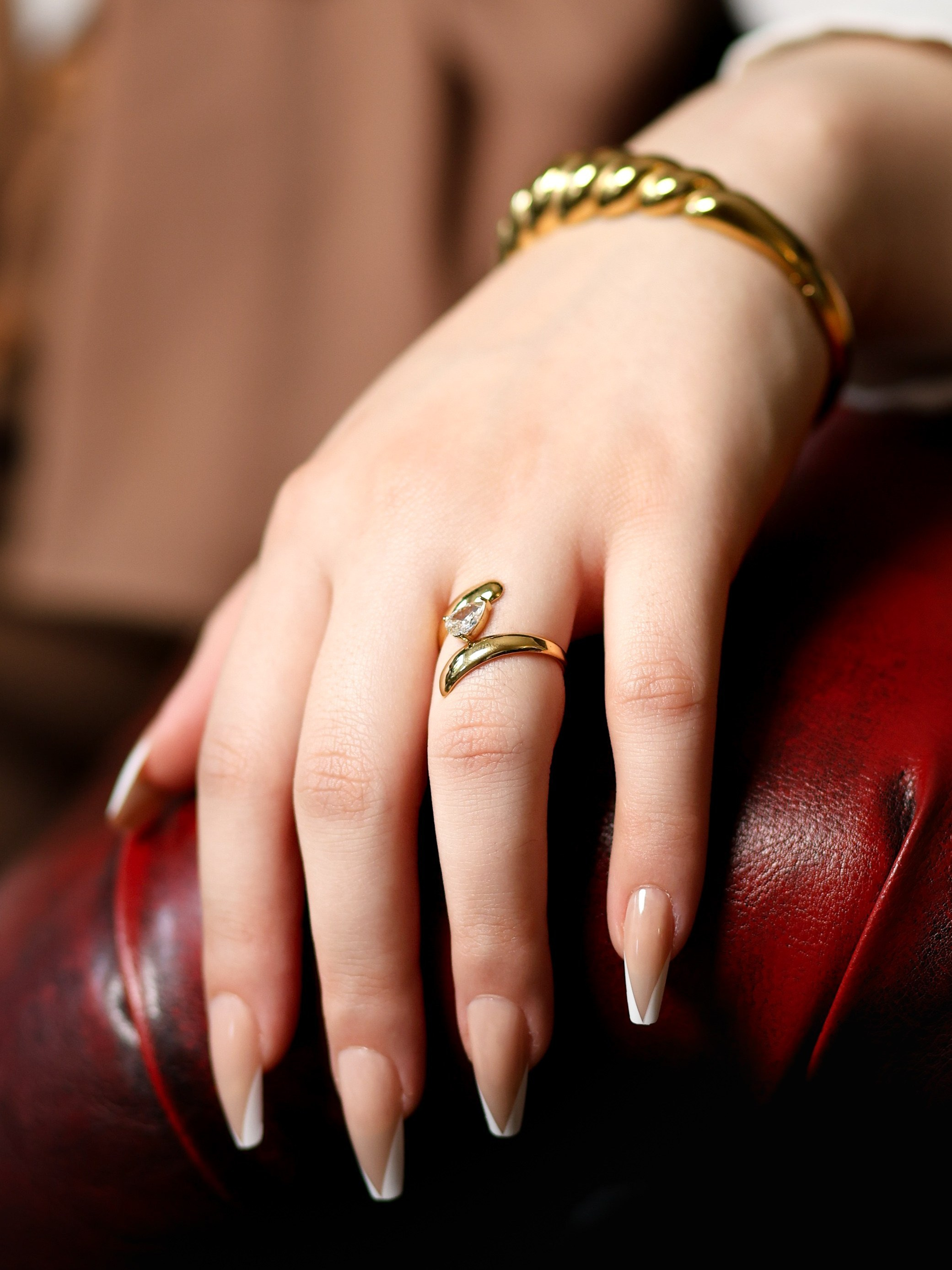 Business & Fashion. Main